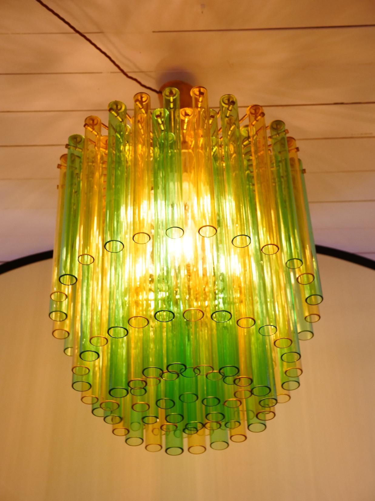 Original 1960s Venini chandelier Italy In Good Condition For Sale In London, GB