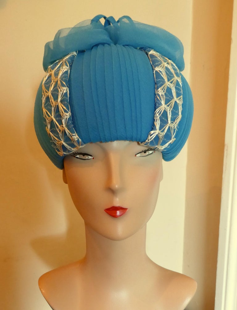 Original 1960s Vintage Designer Turquoise Pill Box Hat For Sale at