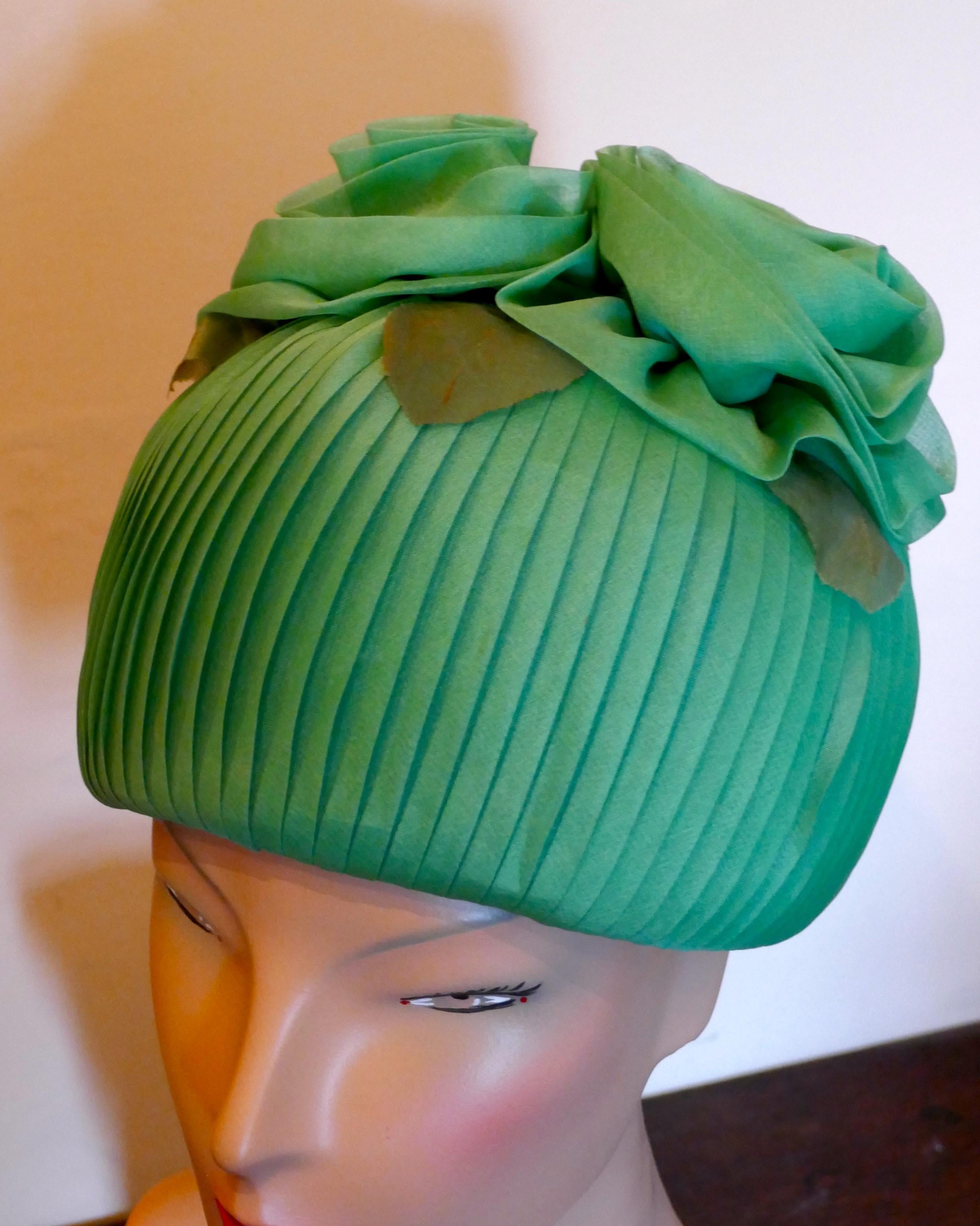 Original 1960s Vintage Gathered Chiffon Green Pill Box Hat 4