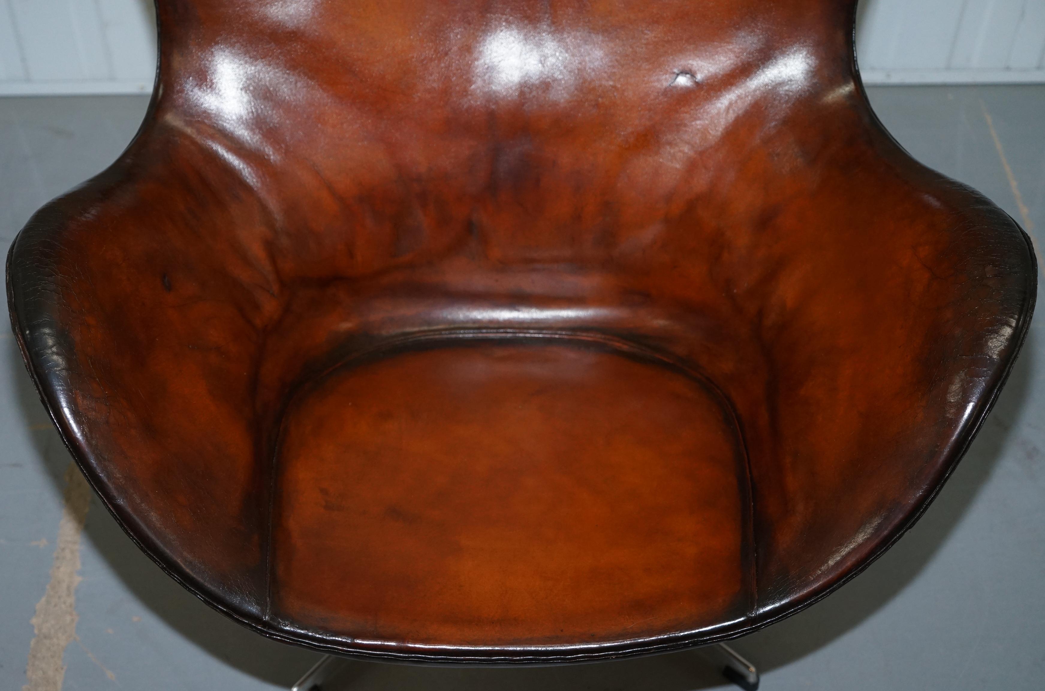 Original 1963 Fritz Hansen Egg Chair Model Number 3316 Hand Dyed Brown Leather 4
