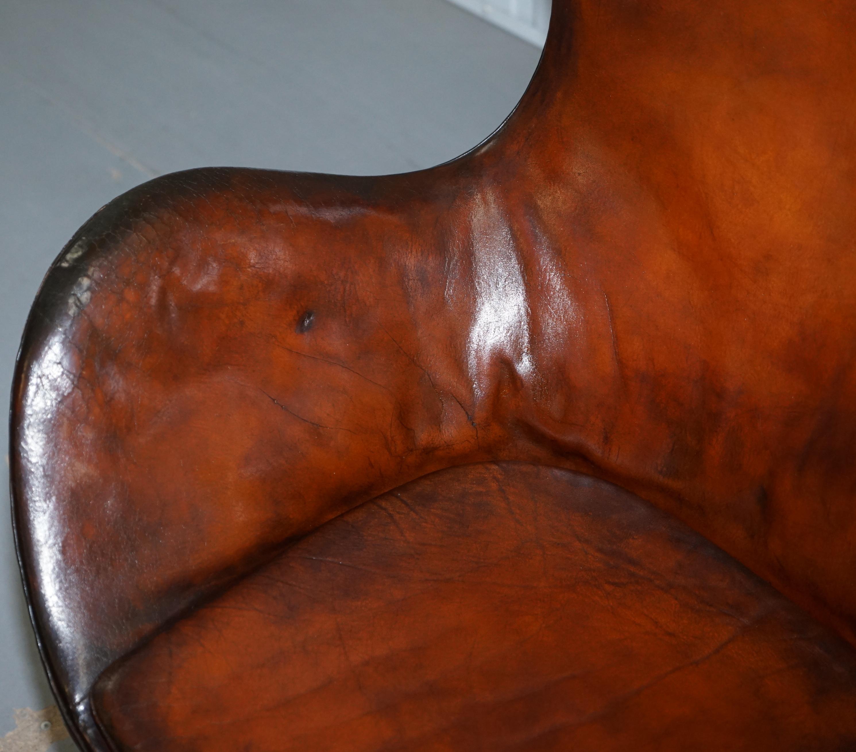 Original 1963 Fritz Hansen Egg Chair Numéro de modèle 3316 Cuir brun teint à la main 1