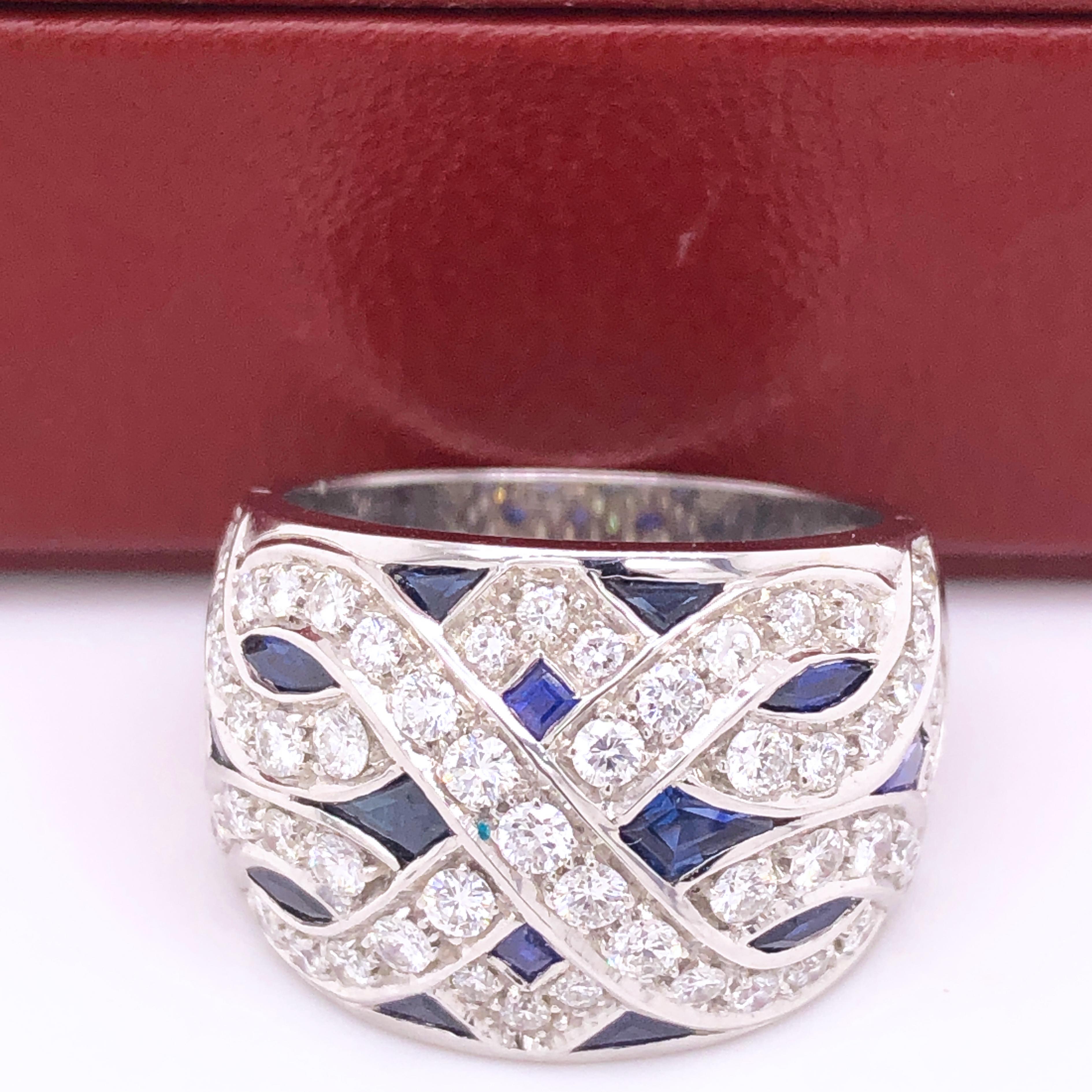 Berca 1965 Cocktail-Ring, 3,90 Karat natürlicher blauer Saphir, 1,33 Karat weißer Diamant (Art déco) im Angebot