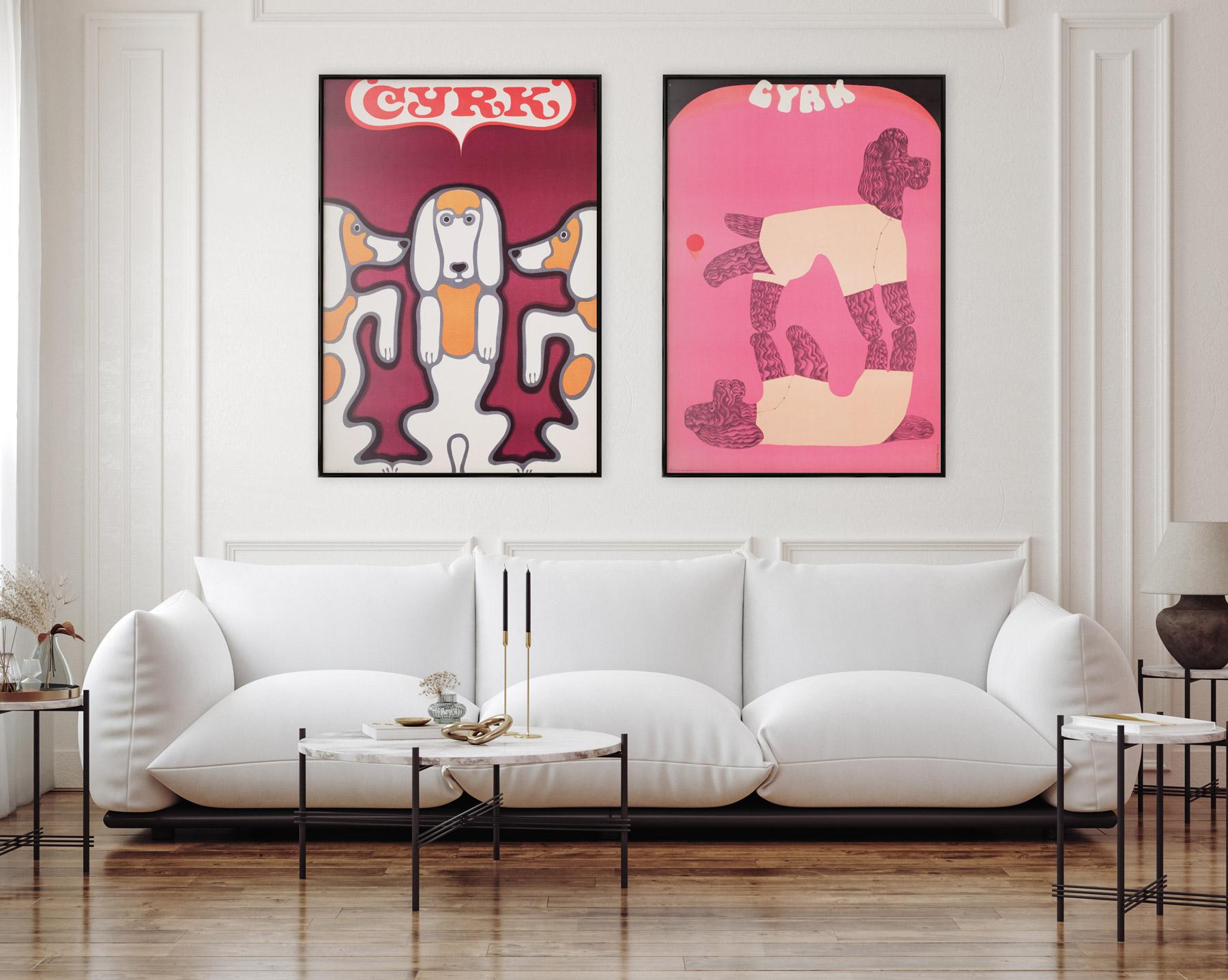 Original polnisches CRYK-Plakat aus dem Jahr 1969 mit einem fabelhaften Three Beagle's-Design von Wiktor Gorka, einem der berühmtesten polnischen Plakatkünstler. Gorkas Design ist, wie viele seiner Arbeiten, kühl, schnörkellos und zeitgemäß.

Das