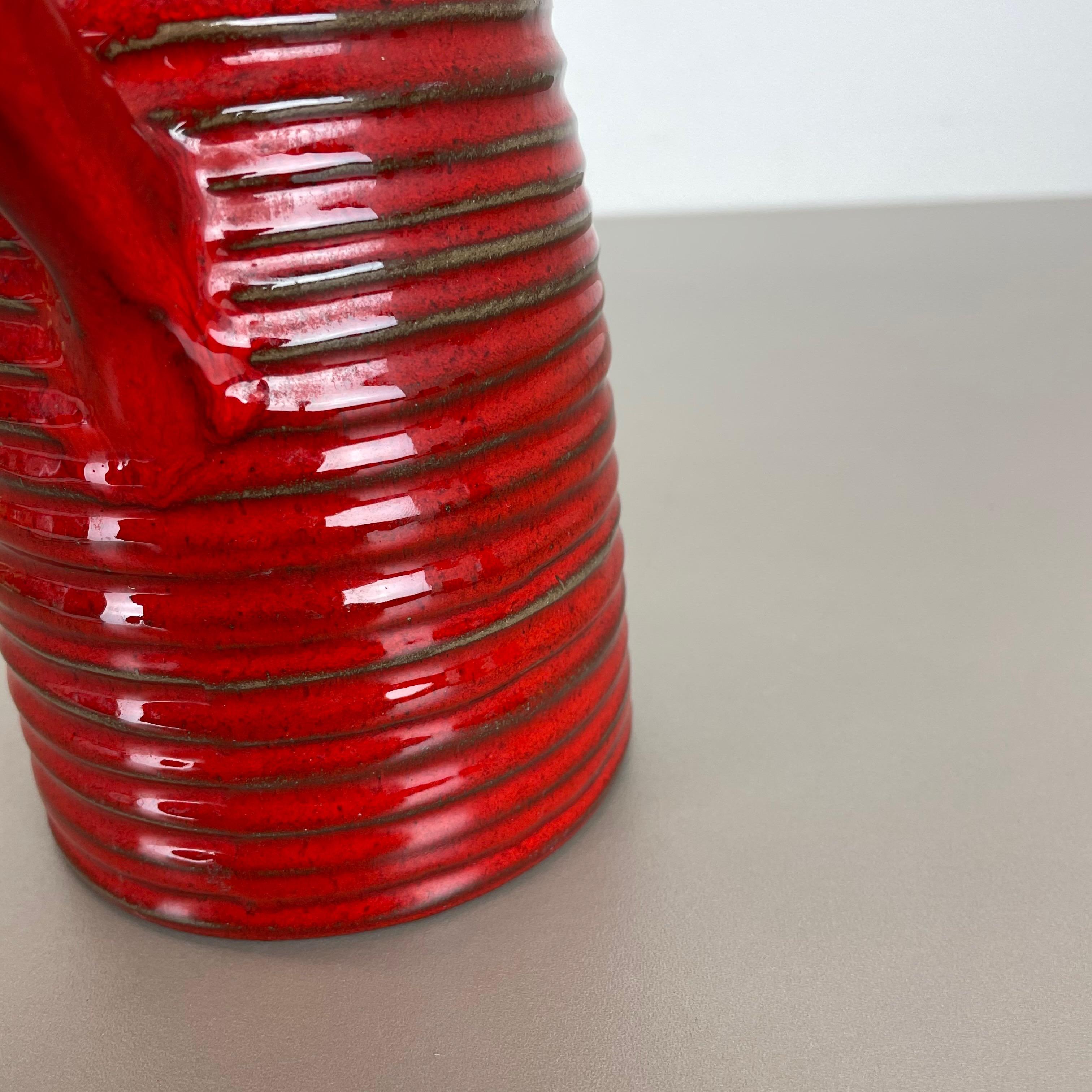 Original 1970 Red Ceramic Studio Pottery Vase by Marei Ceramics, Germany For Sale 8