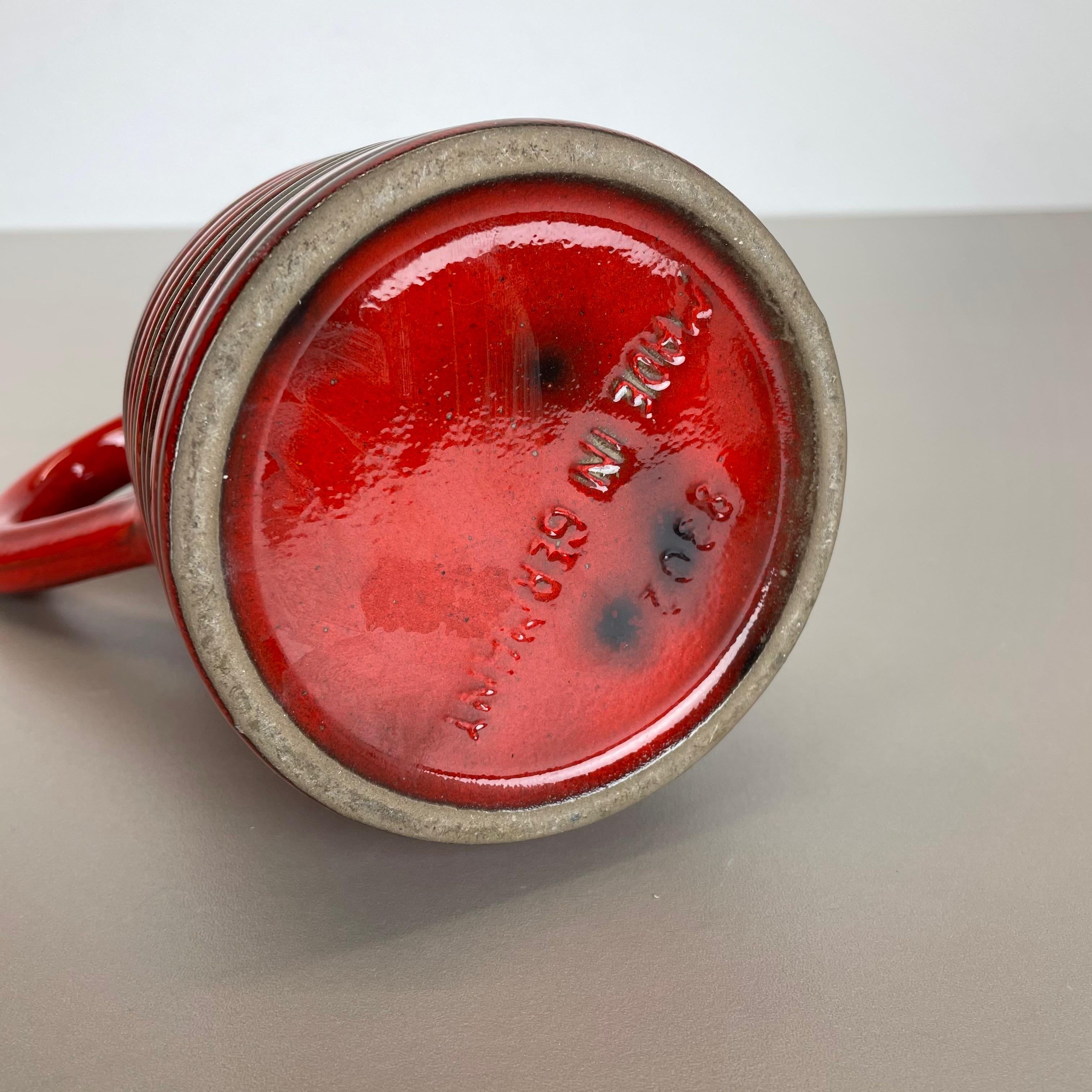 Vase original en céramique rouge de l'atelier de poterie de Marei Ceramics, Allemagne, 1970 en vente 11