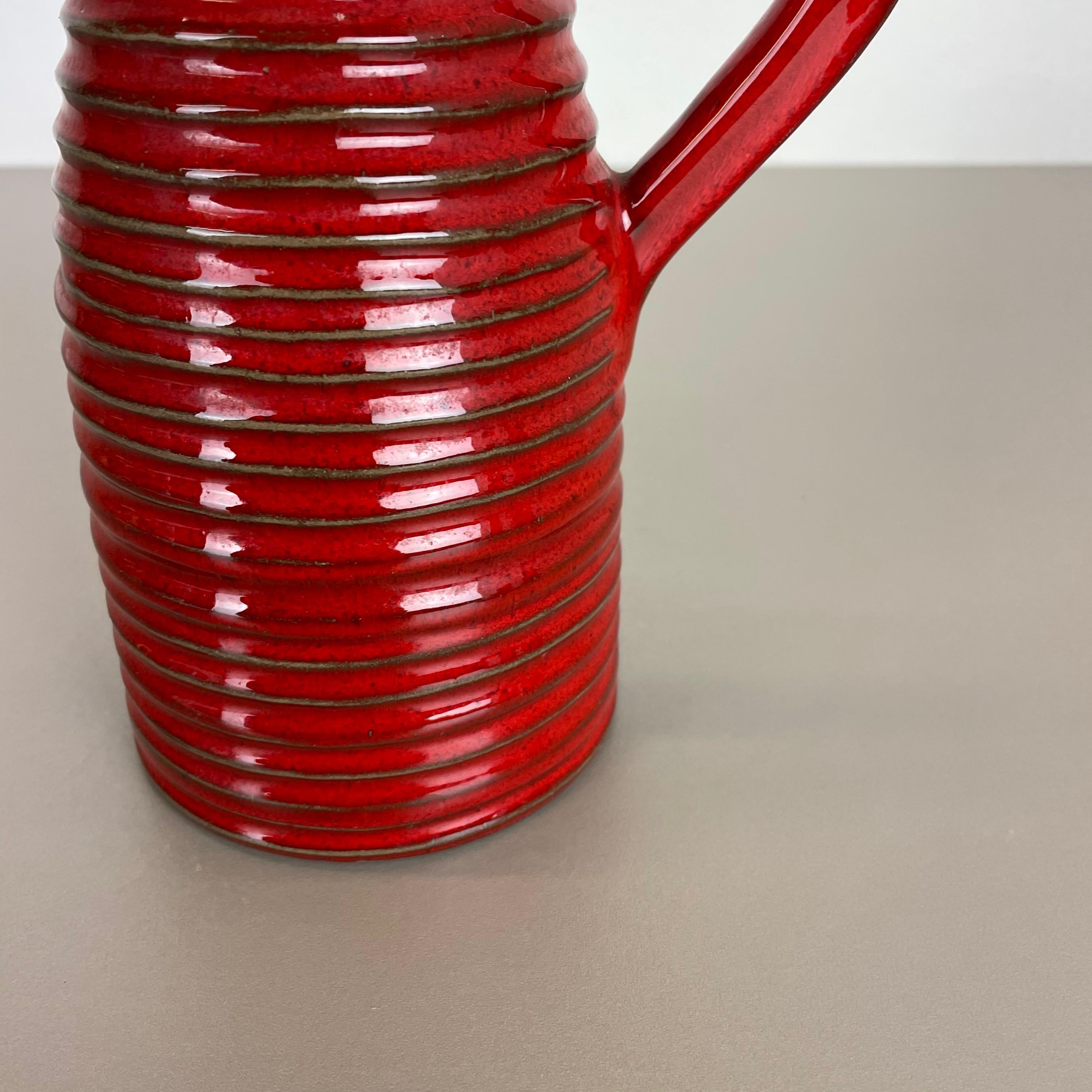 Original 1970 Red Ceramic Studio Pottery Vase by Marei Ceramics, Germany For Sale 2