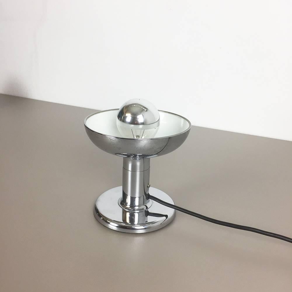 Mid-Century Modern Lampe de bureau Spoutnik originale en chrome des années 1970 fabriquée par Cosack Lights, Allemagne en vente