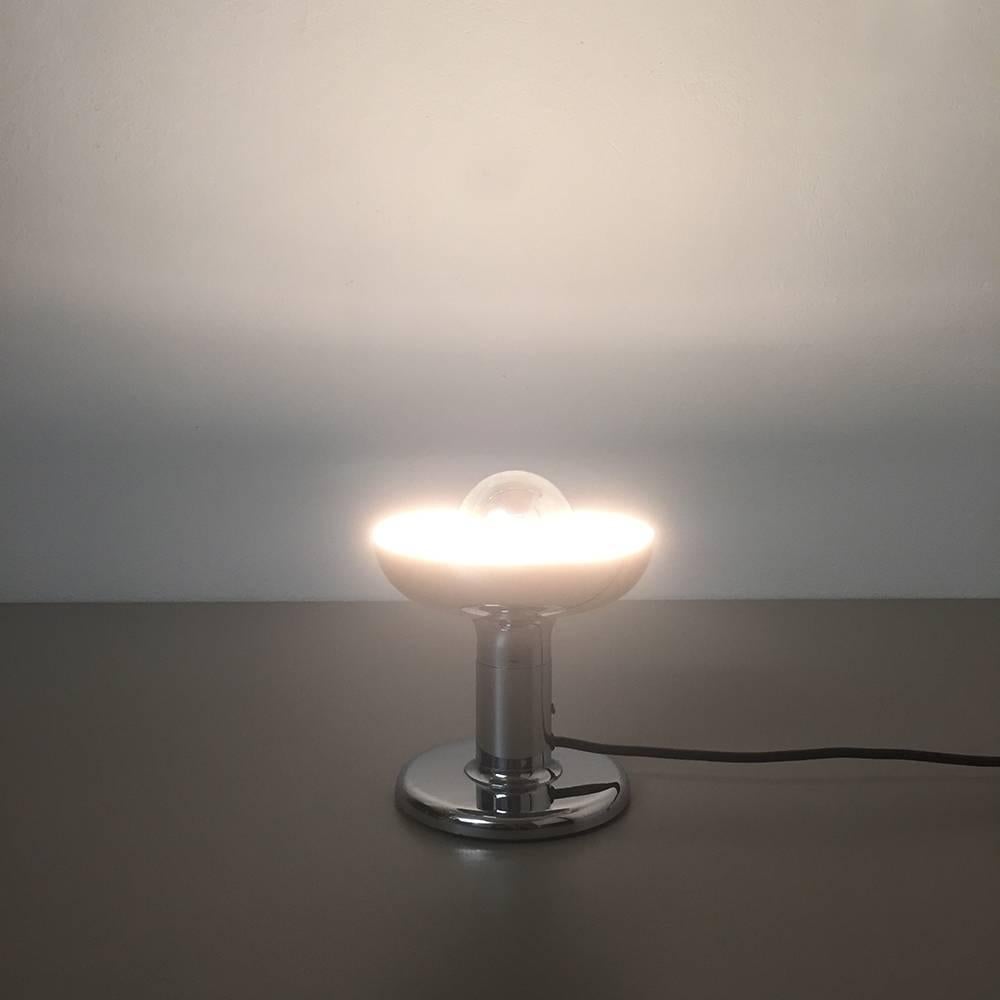 Lampe de bureau Spoutnik originale en chrome des années 1970 fabriquée par Cosack Lights, Allemagne Bon état - En vente à Kirchlengern, DE