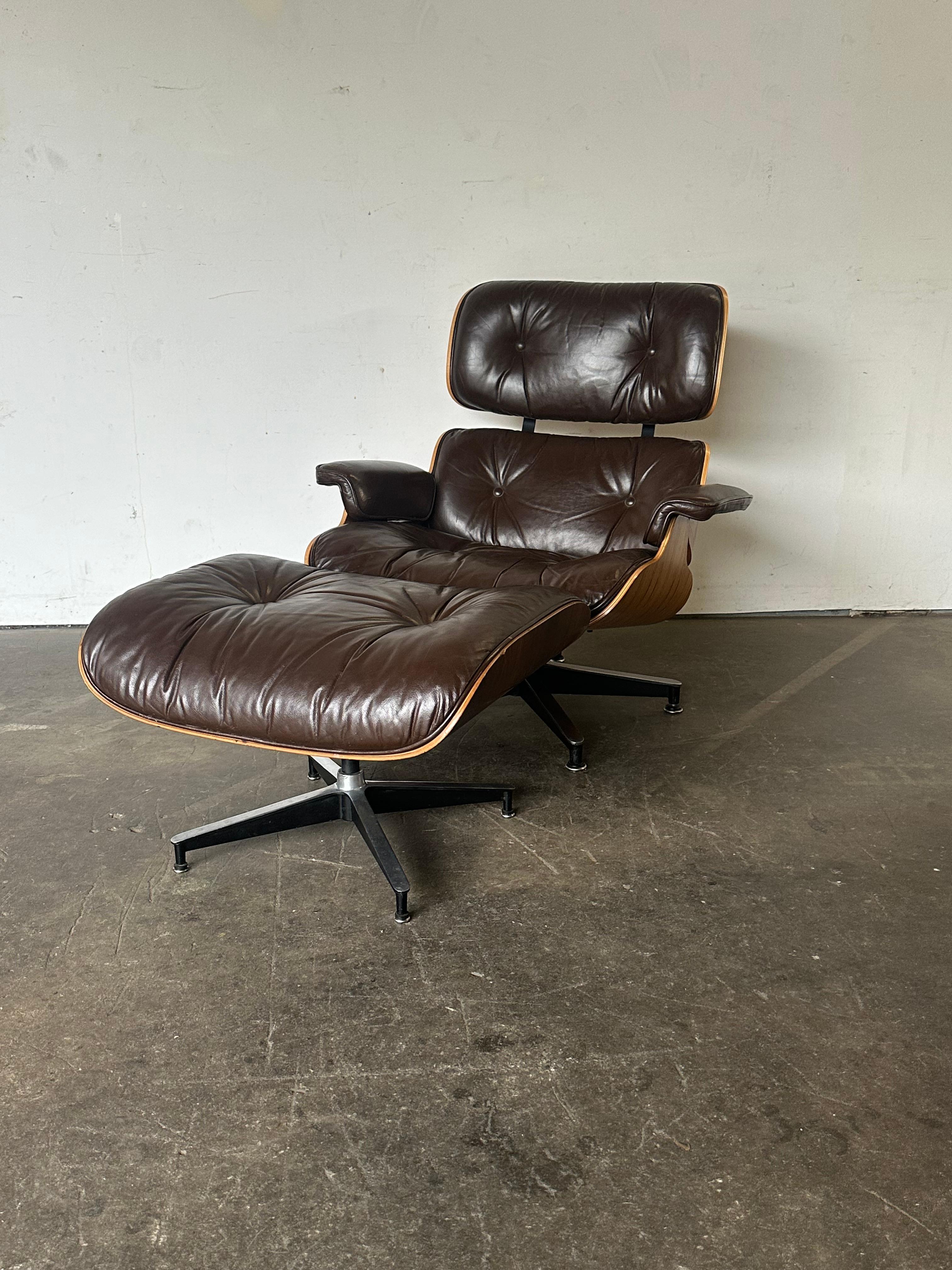 Mid-Century Modern Original 1970s Herman Miller Eames Lounge Chair and Ottoman