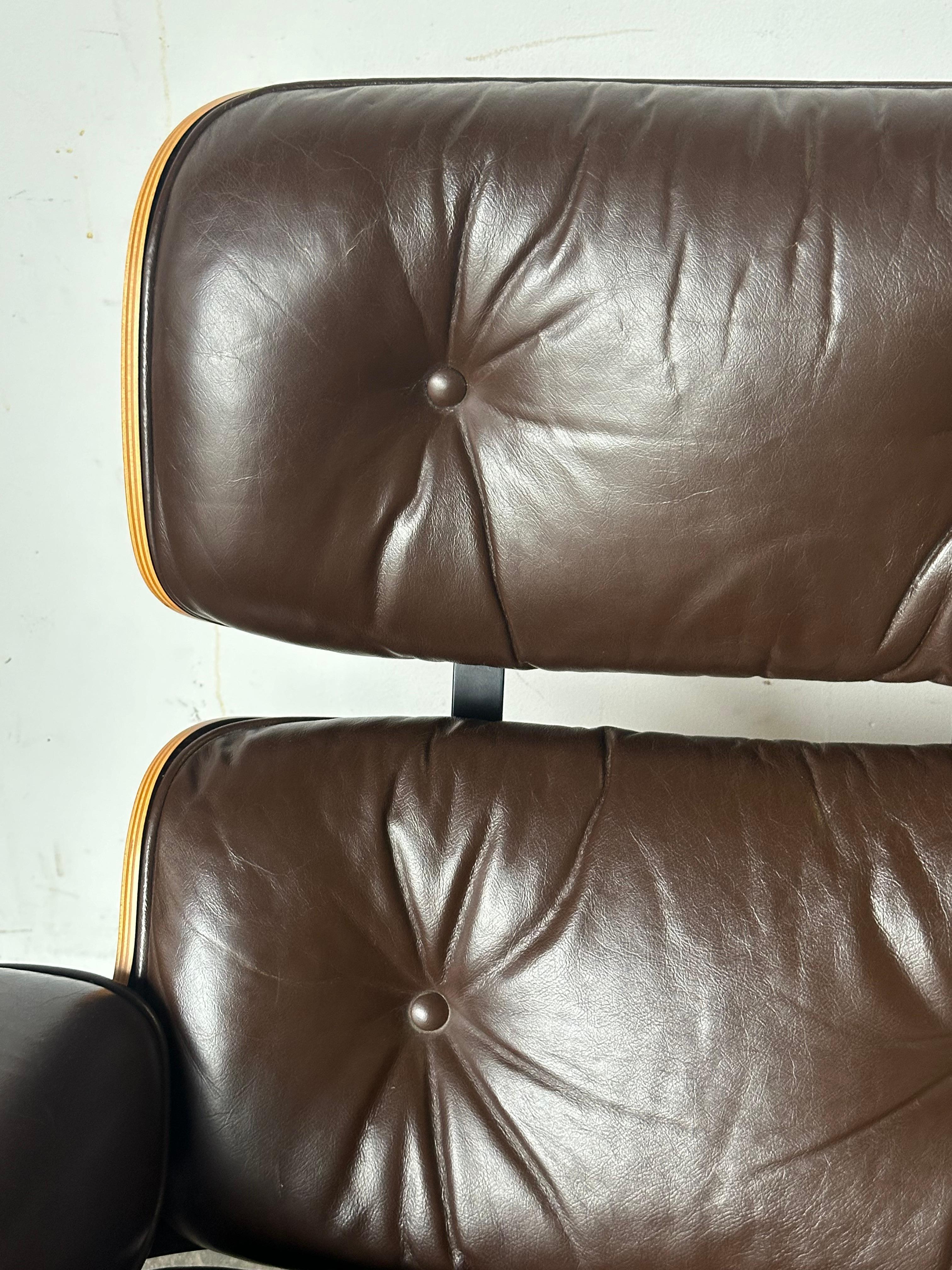 Original 1970s Herman Miller Eames Lounge Chair and Ottoman 1