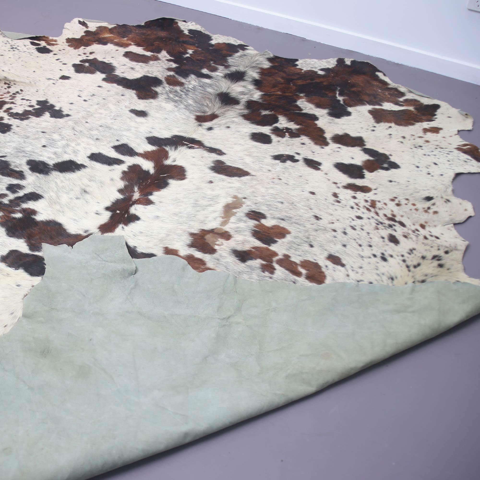 Italian Mid Century Modern brown Cowhide Rug, 1970s 2