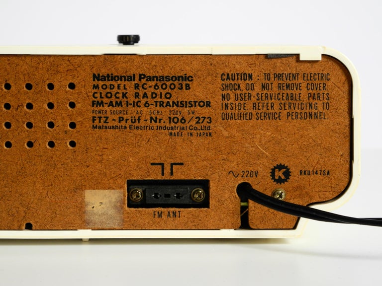 Original 1970s National Panasonic flip-number radio alarm clock