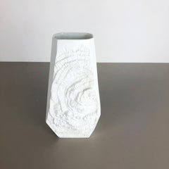 Deutsche Vase aus Biskuitporzellan von AK Kaiser, hergestellt von AK Kaiser, Deutschland, Original 1970er Jahre