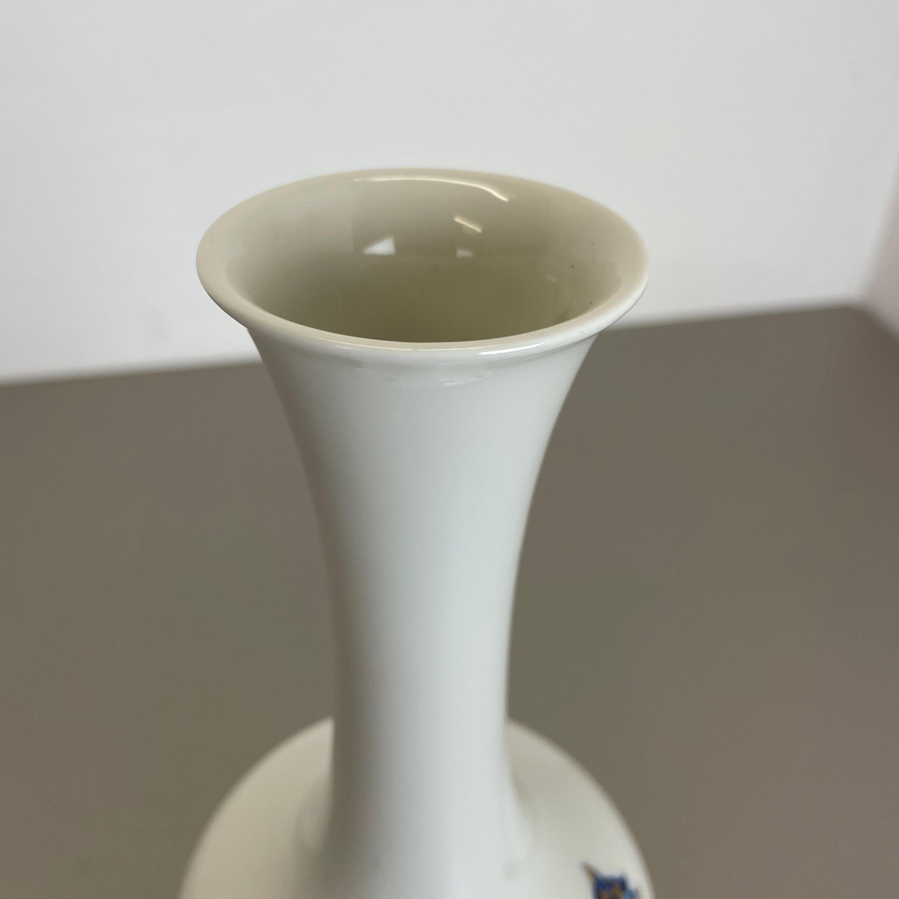 Original 1970s Op Art Vase Porcelain German Vase by Heinrich Ceramics, Germany For Sale 5