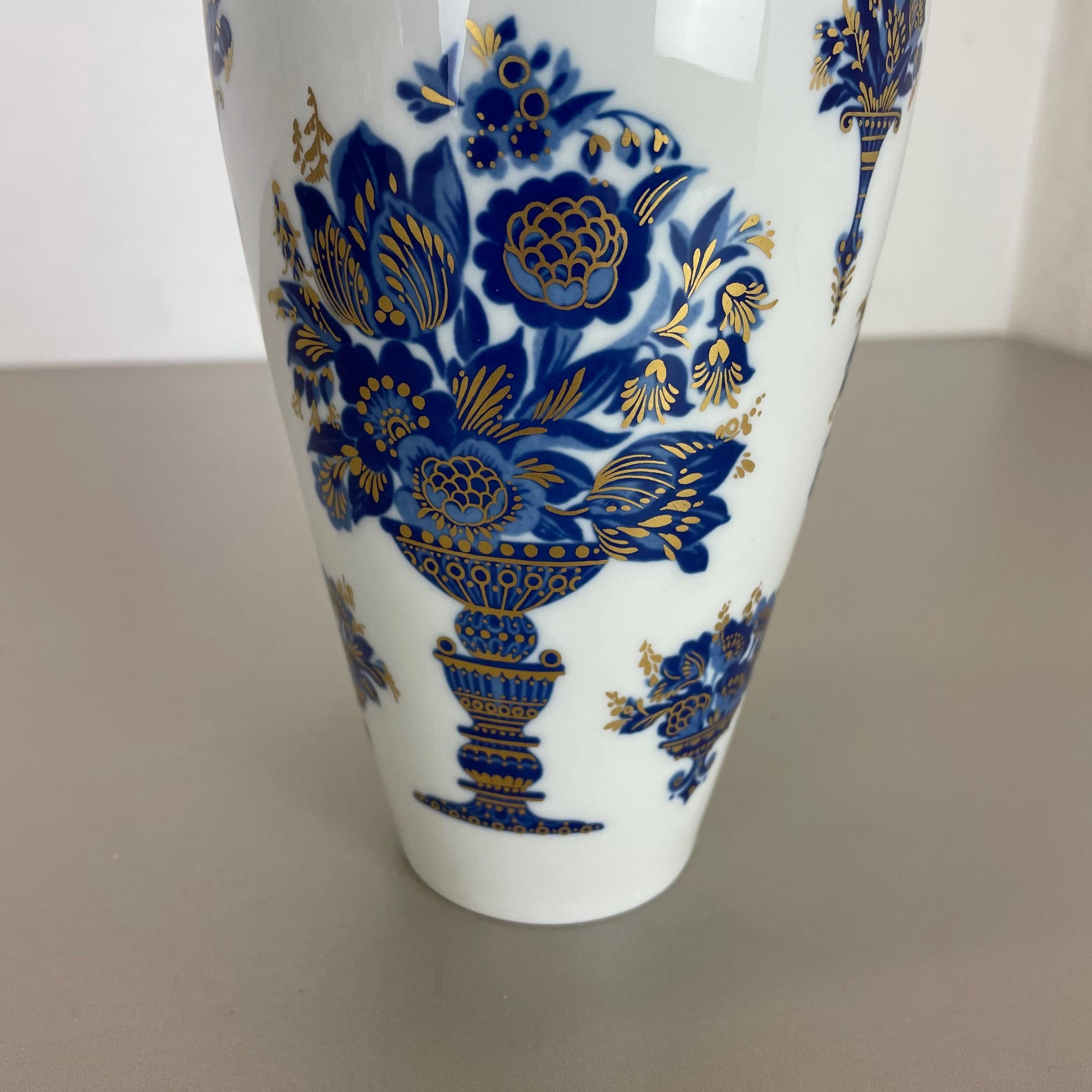 Mid-Century Modern Original 1970s Op Art Vase Porcelain German Vase by Heinrich Ceramics, Germany For Sale