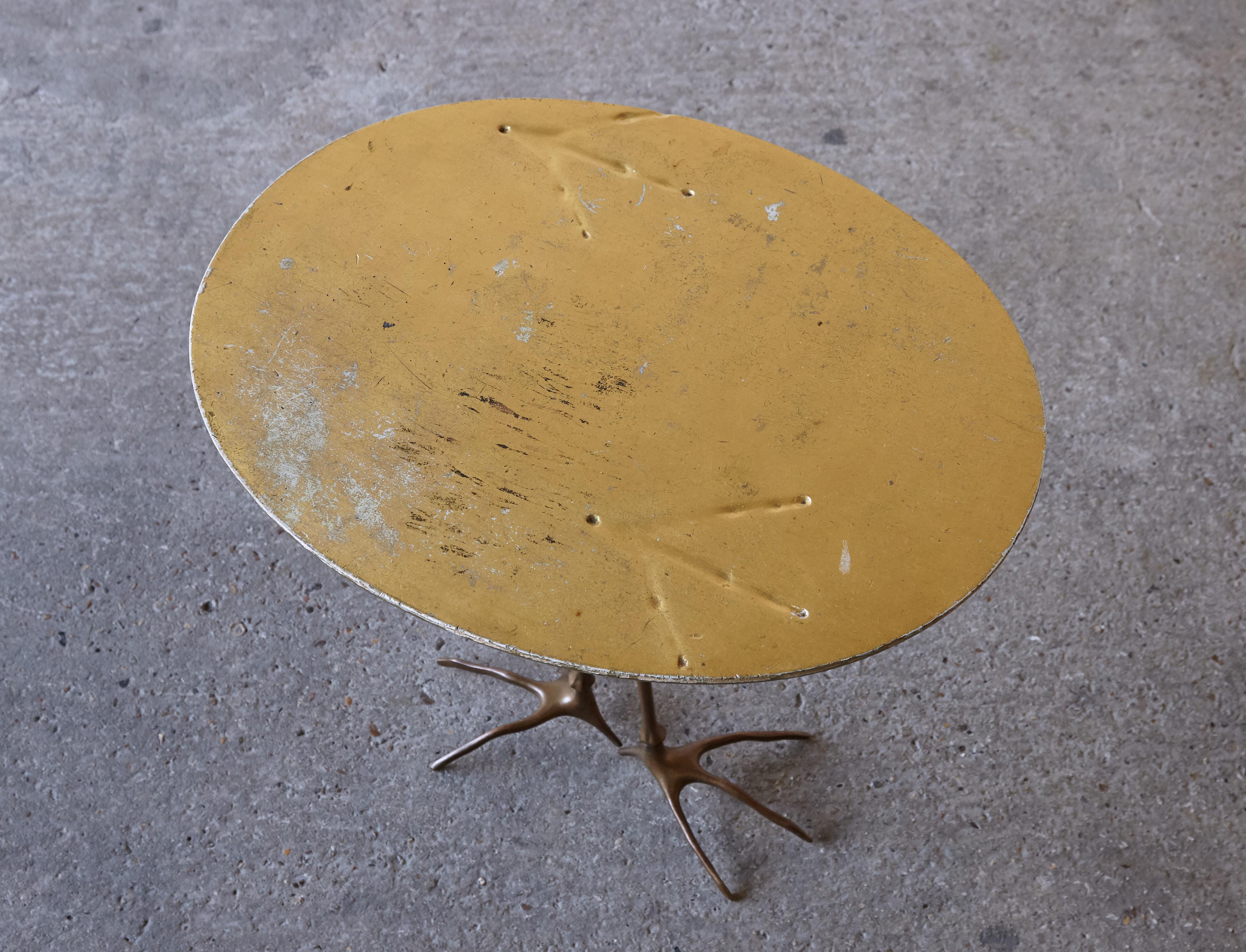 Giltwood Original 1970s Production Meret Oppenheim Traccia Table, Gavina, Italy For Sale