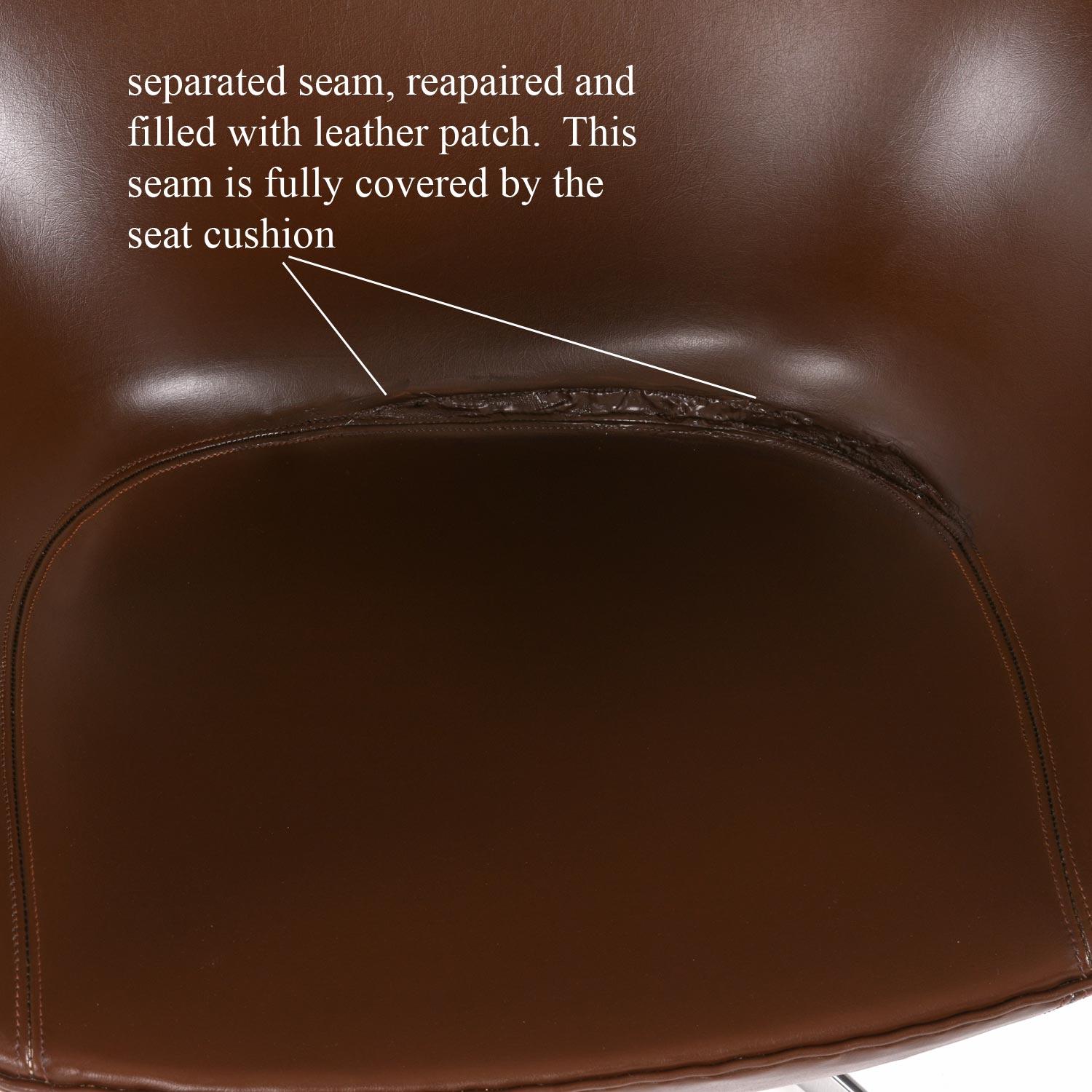 1974 Brown Leather Arne Jacobsen for Fritz Hansen Egg Chair & Ottoman en venta 8