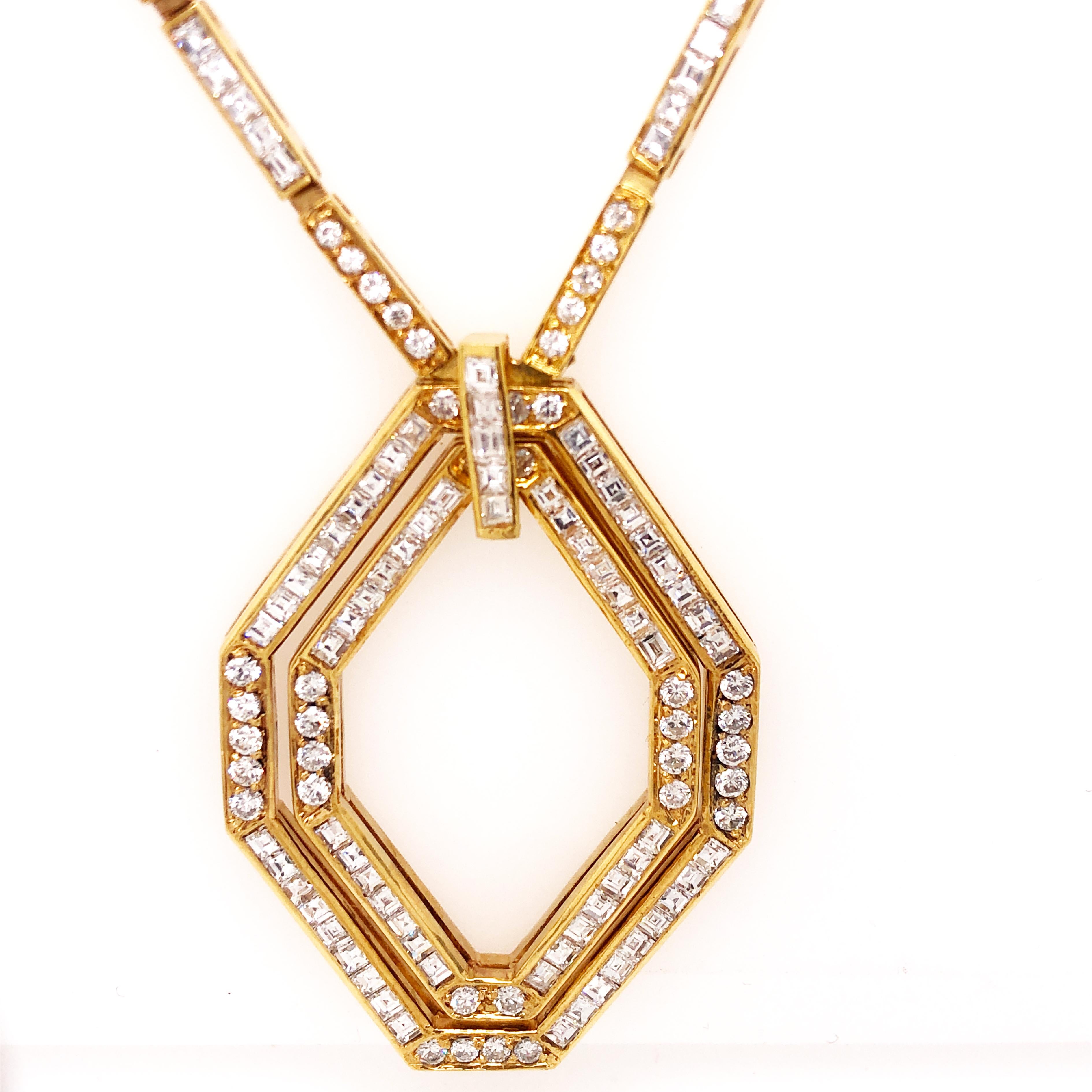 Original 1977 Bulgari Snake Princess Brilliant Cut Diamond Yellow Gold Necklace For Sale 3