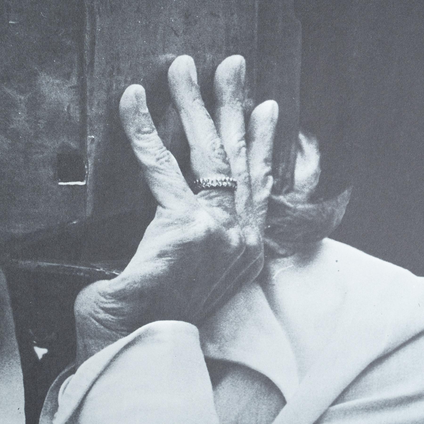 Original-Ausstellungsplakat von 1979 von María Simón im Zustand „Gut“ im Angebot in Barcelona, ES