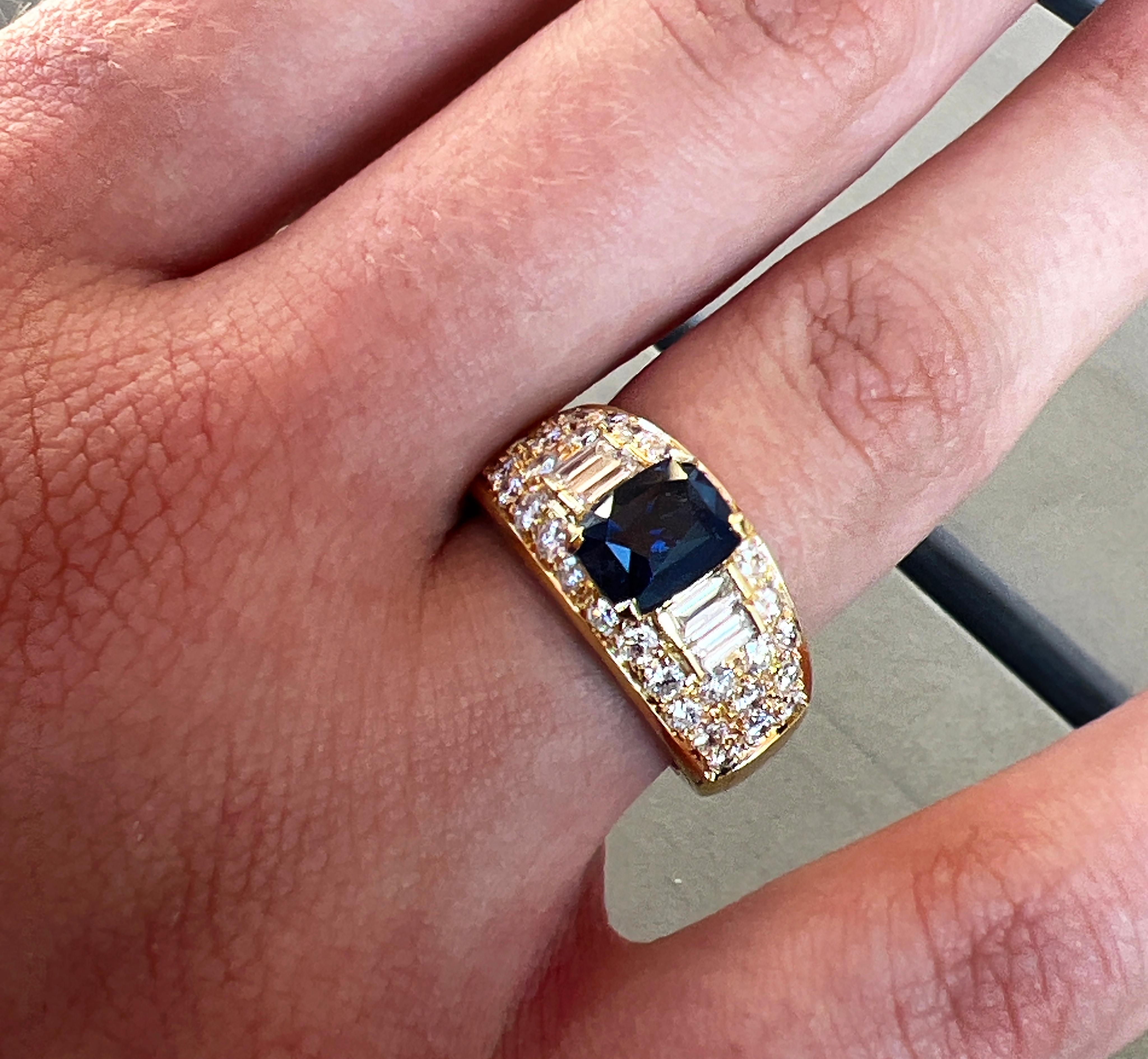 Women's Original 1980 BULGARI 2.08 Carat IGI Certified No Heat Sapphire Trombino Ring
