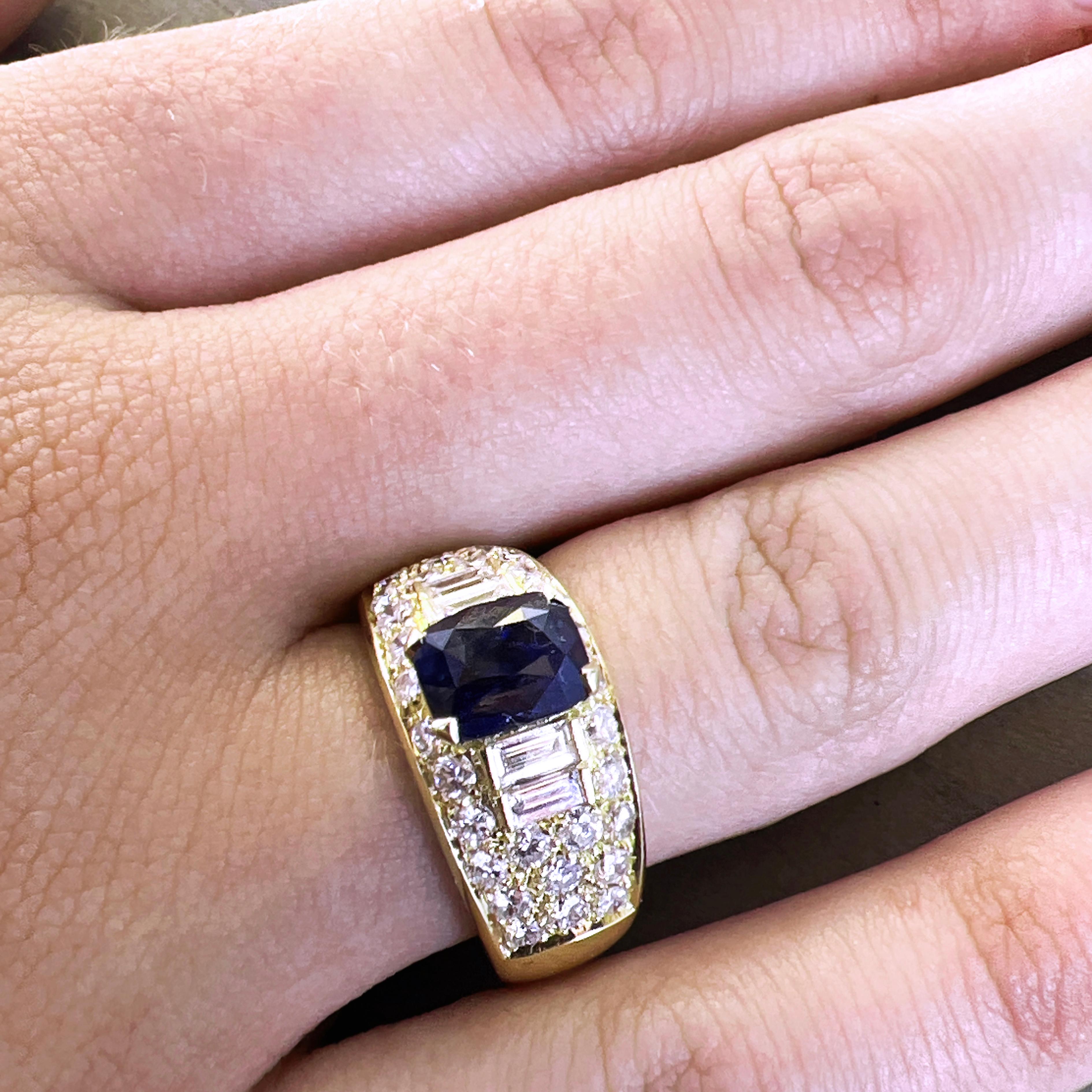 Original 1980 BULGARI 2.08 Carat IGI Certified No Heat Sapphire Trombino Ring 2