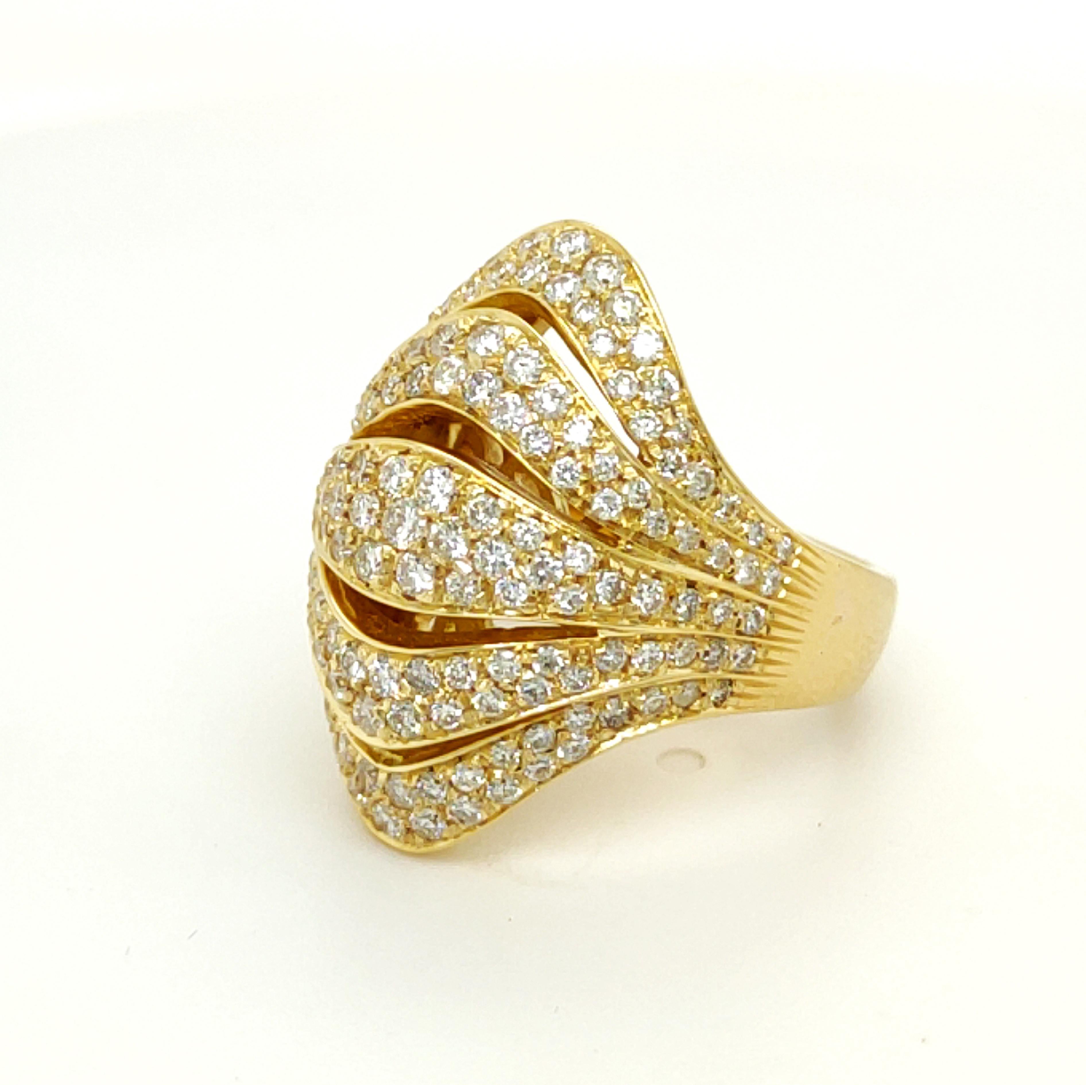 Women's Berca Original 1980 White Diamond Yellow Gold Cocktail Ring For Sale