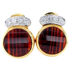 Retro Original 1988 Pomellato A1136 White Diamond Red Garnet Yellow Gold Clip Earrings