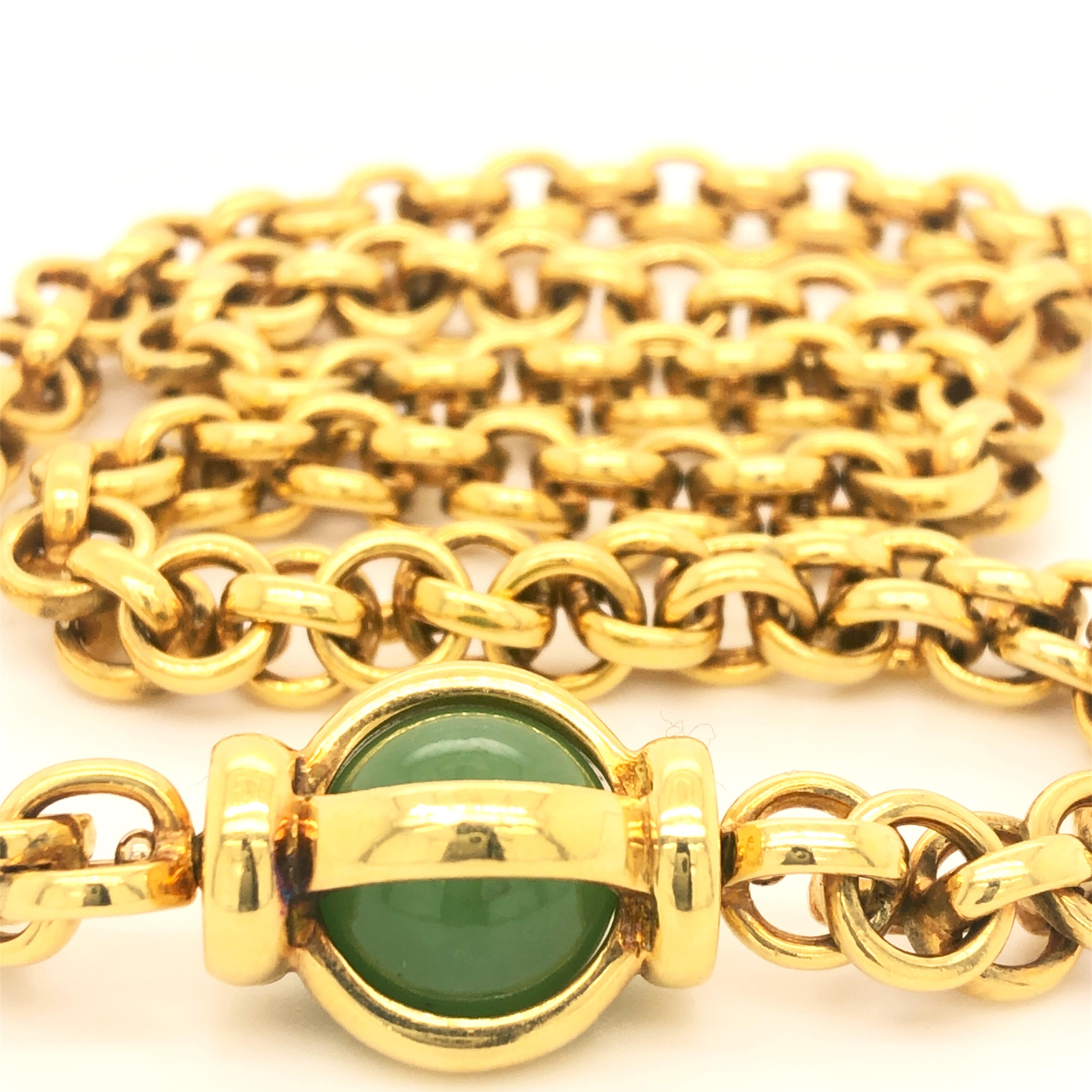 Außergewöhnlich, One-of-a-kind, Original 1997 Pomellato Bisanzio Collection Rollò 18k Gelbgold Kette Halskette, Jade rotierende Kugel Verschluss, 16,535 Zoll, 42cm, 2,74 OzT, 85,20g. Dieses extrem vielseitige, tragbare, sportlich-schicke Stück passt