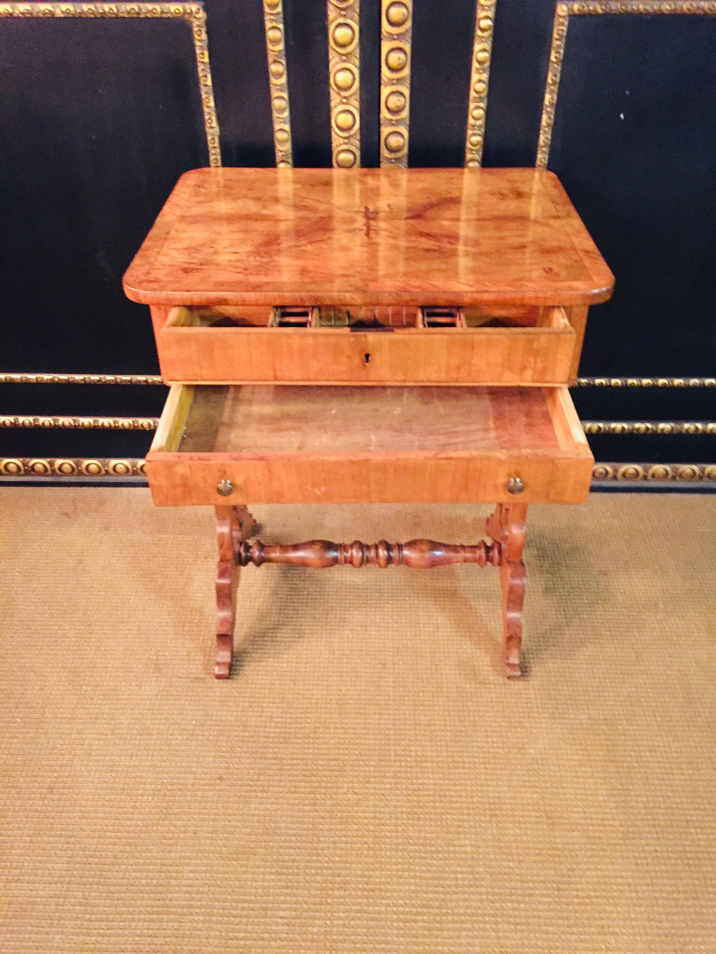 Original 19th Century antique Biedermeier Sewing Table Lyra Legs Cherrywood In Good Condition For Sale In Berlin, DE