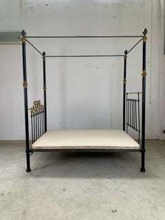Original 19th-century canopy bed, 19th, Italy