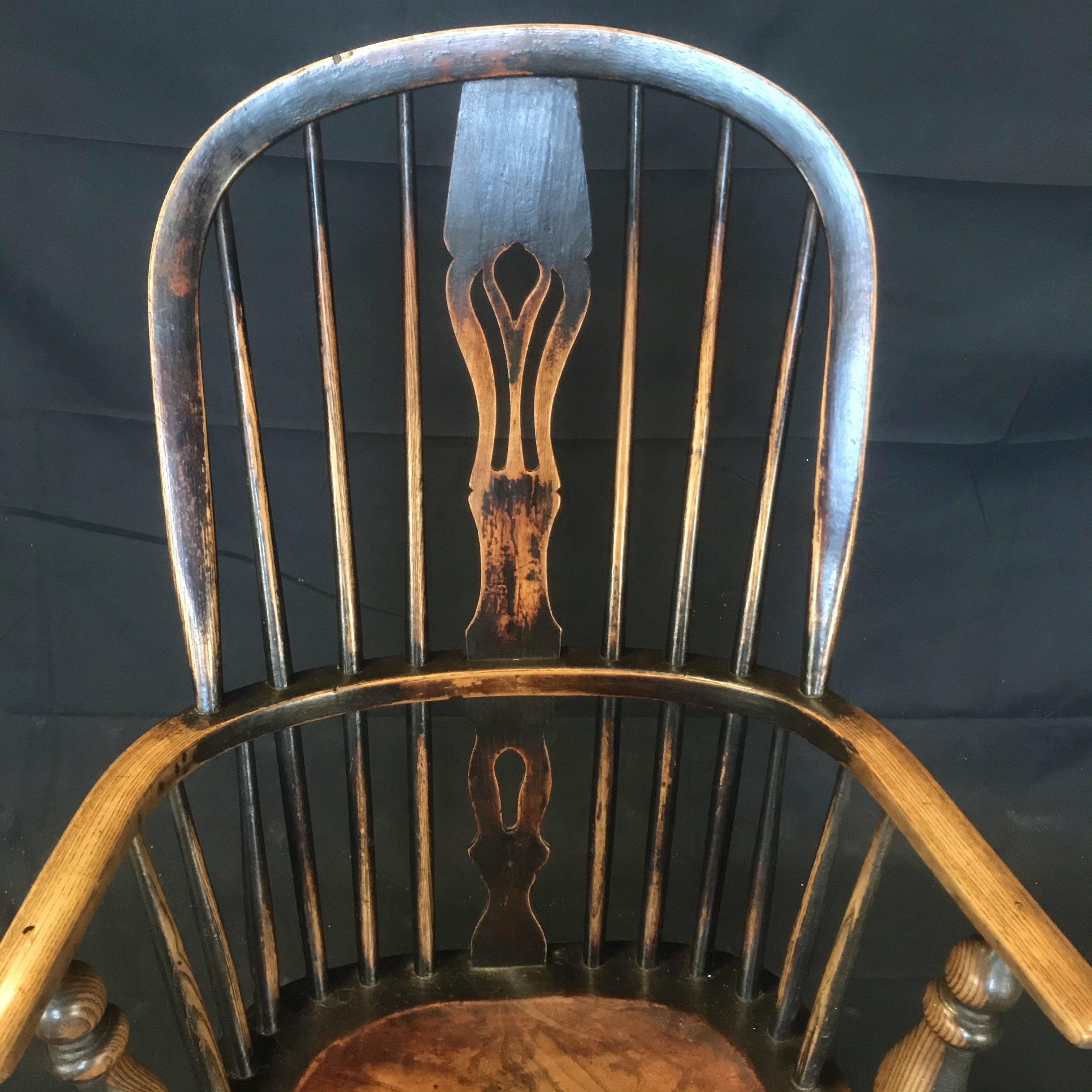 Original 19th Century Oak Classic British Windsor Chair 1