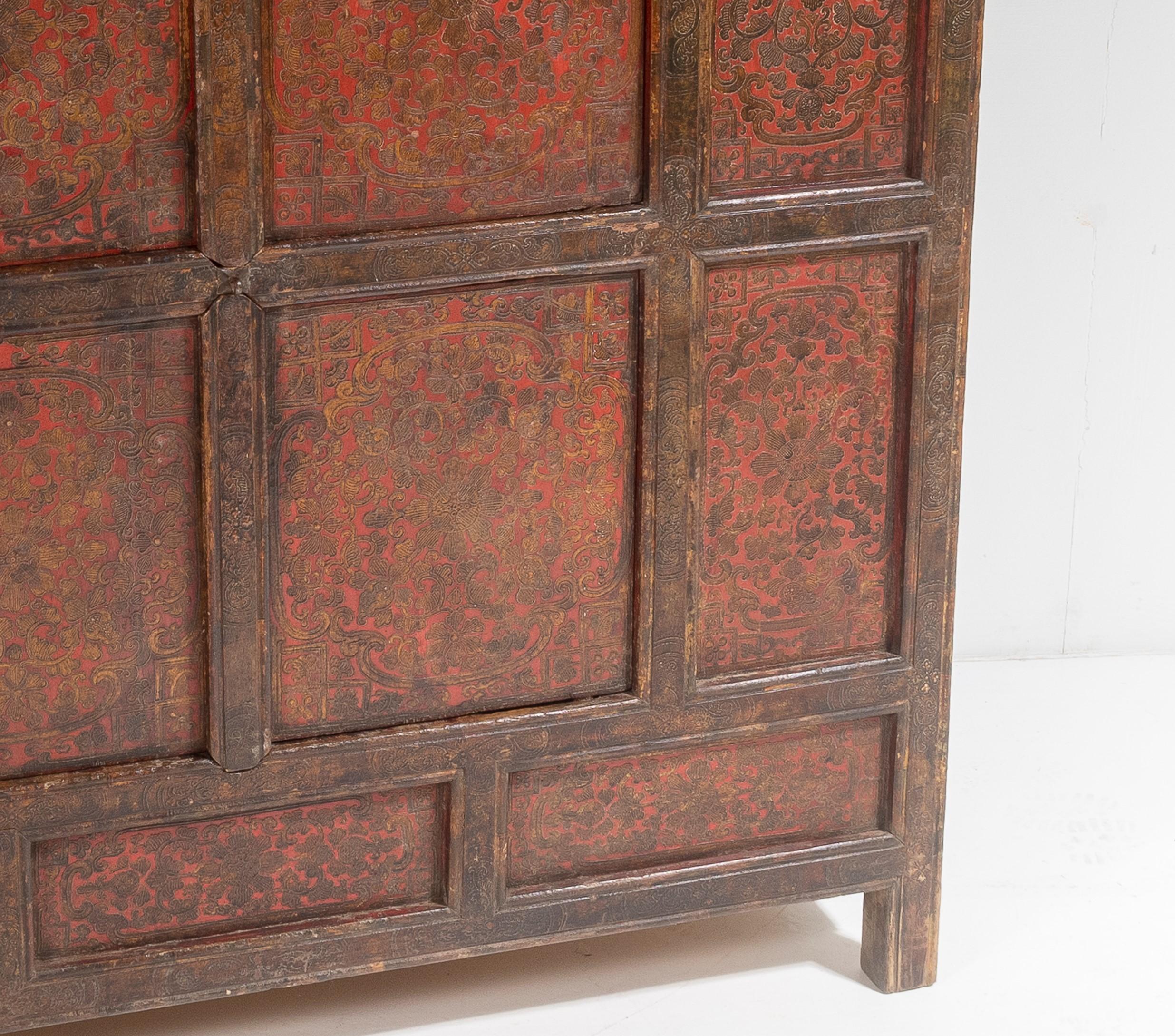 Original 19thC Large Chinese Tibetan Hand Painted Lacquered Cupboard Sideboard For Sale 4