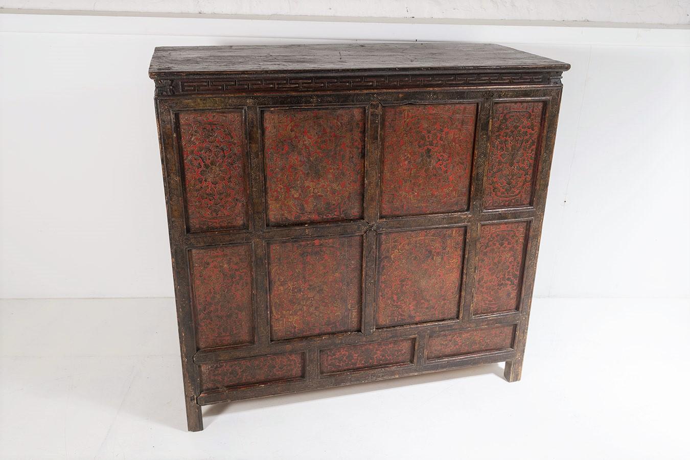 Tibétain Original 19thC Large Chinese Tibetan Hand Painted Lacquered Cupboard Sideboard en vente