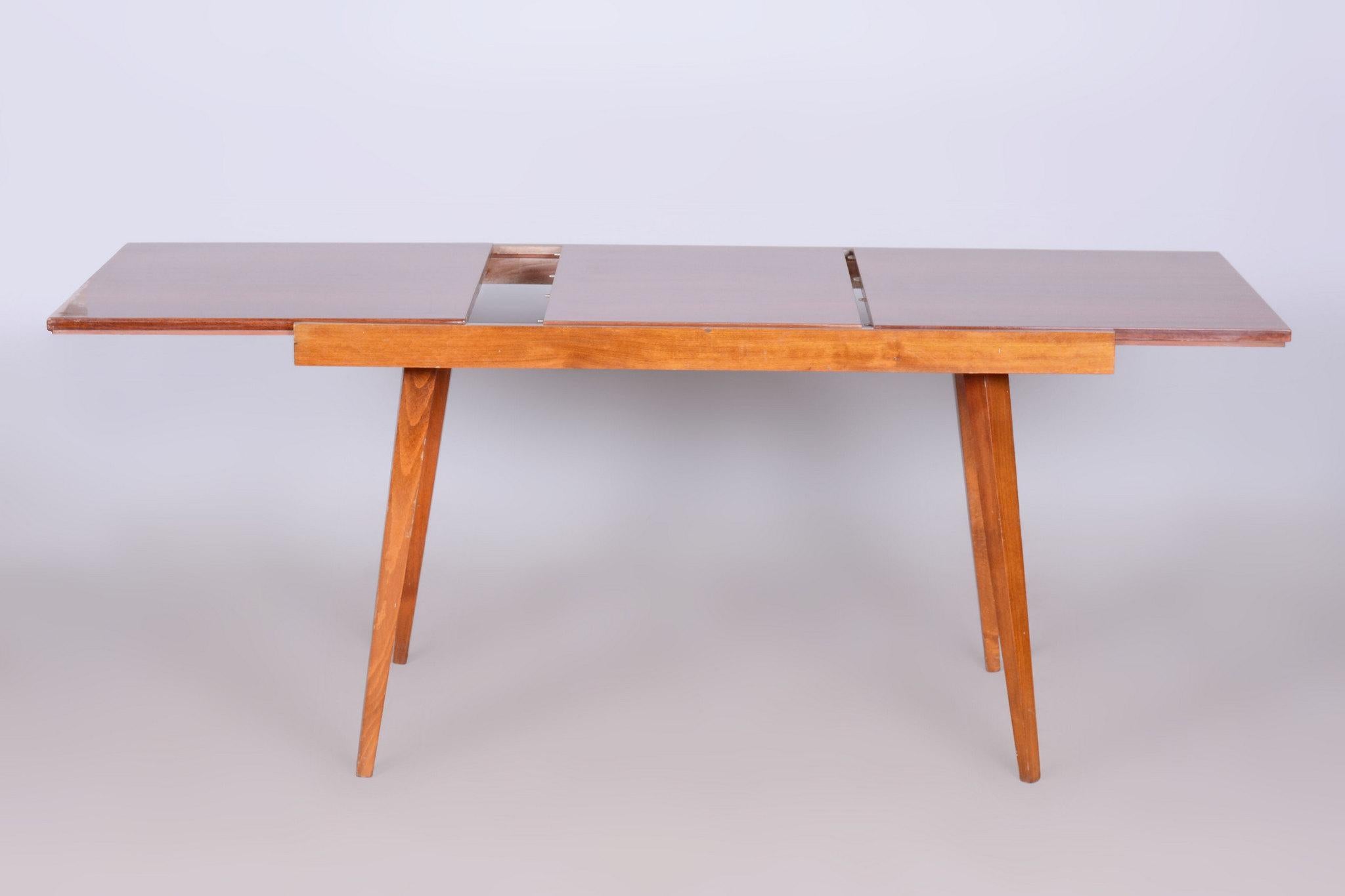 Bois Original 20. Table pliante du siècle dernier, hêtre, placage en acajou, tchèque, années 1960 en vente