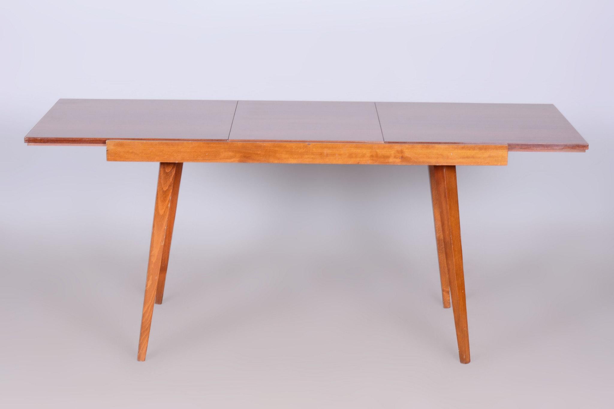 Original 20. Table pliante du siècle dernier, hêtre, placage en acajou, tchèque, années 1960 en vente 1