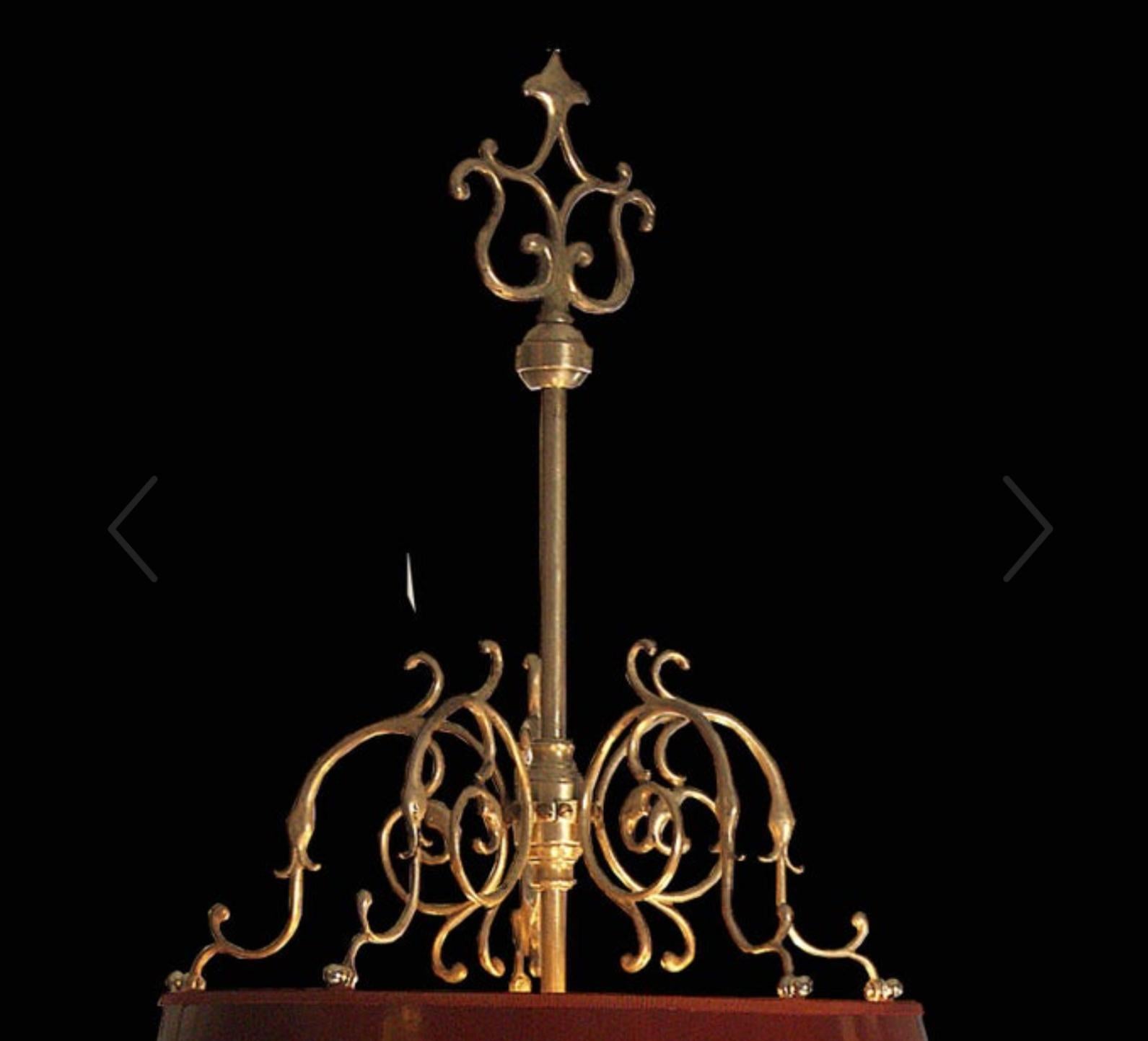 Laqué Lampe de table originale du 20ème siècle en métal argenté bouillon 1920 en vente