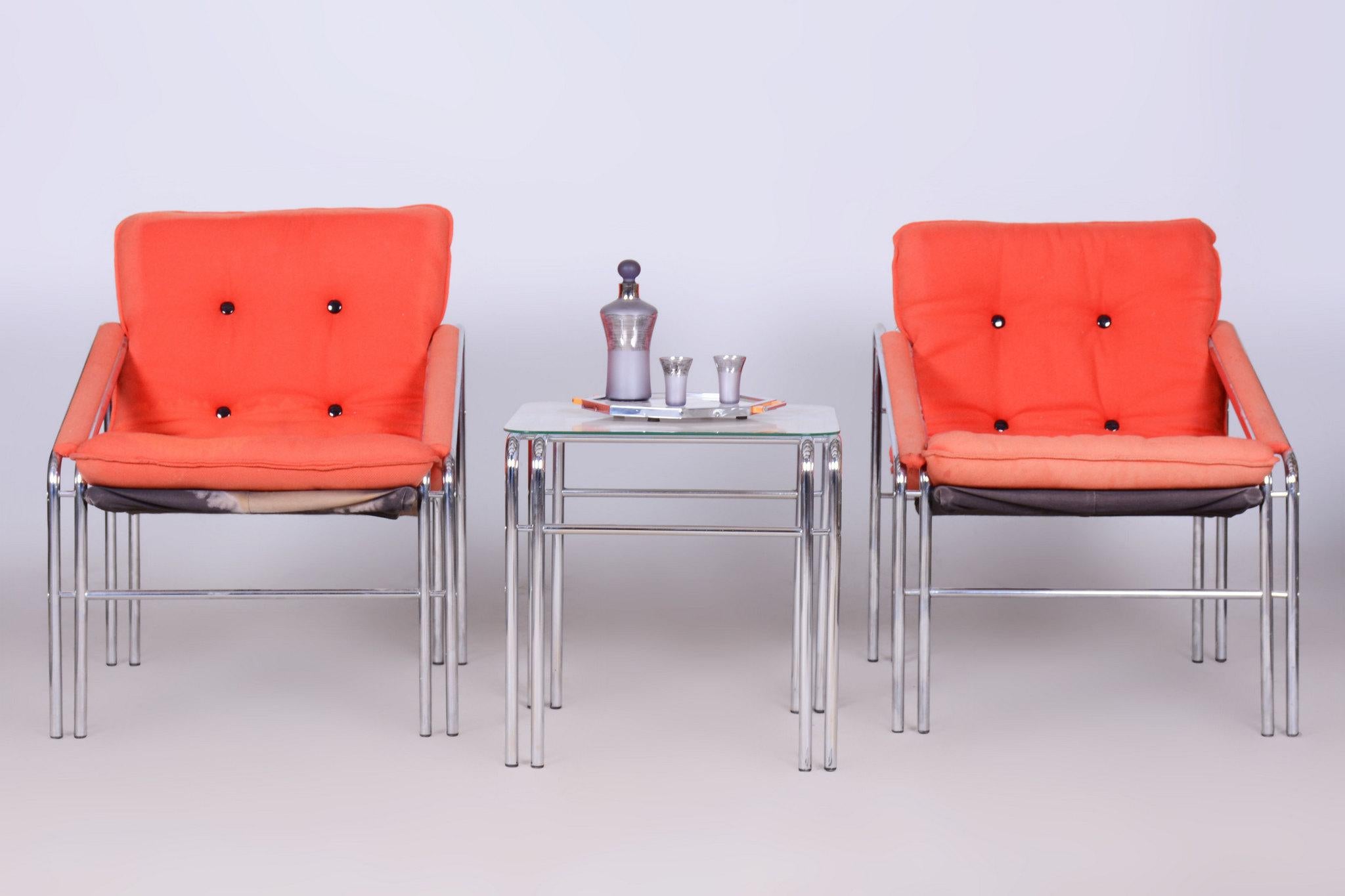 Slovaque  Ensemble de sièges d'origine du 20ème siècle avec table, chrome, verre, Slovaquie, 1970 en vente