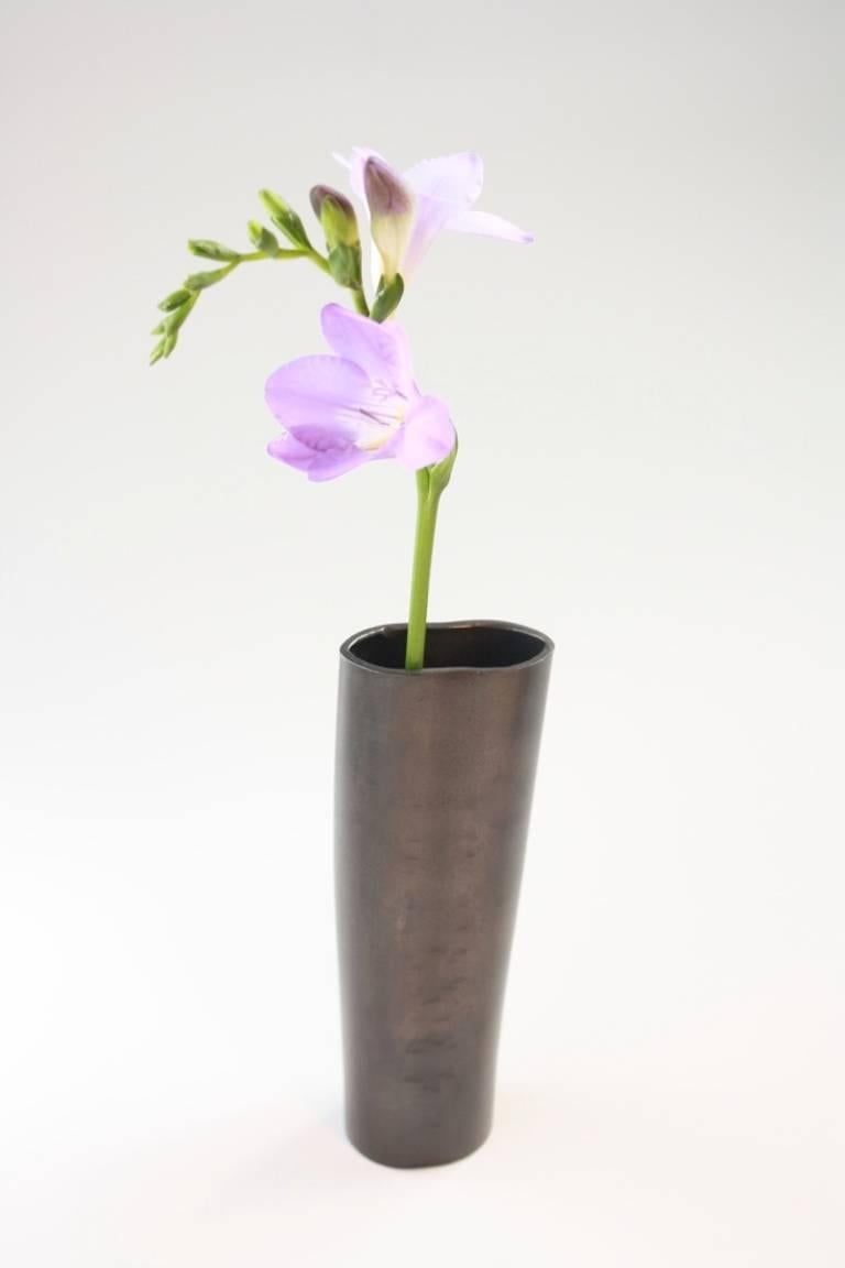 Original 21st Century Contemporary Minimalist Cast Steel Vase by Scott Gordon In New Condition For Sale In Sharon, VT