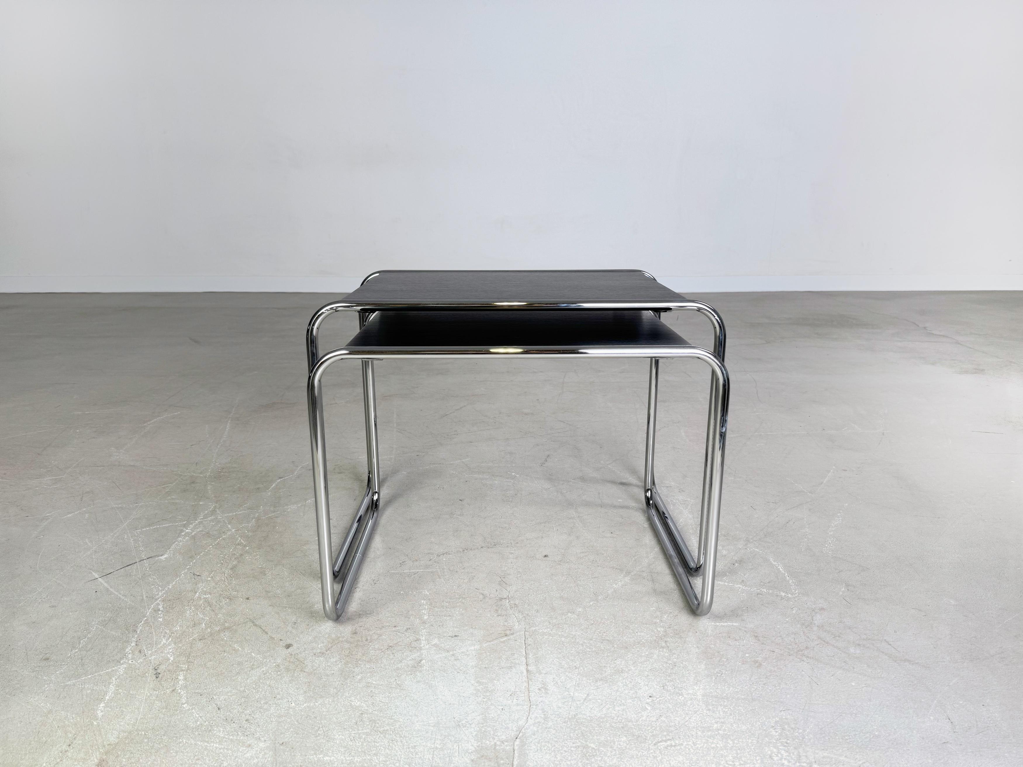 German Original 2er Set Marcel Breuer Couchtisch Satztische Thonet schwarz For Sale
