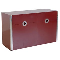 Credenza originale a 3 ante con superficie in laminato rosso di Willy Rizzo, Sabot 1972
