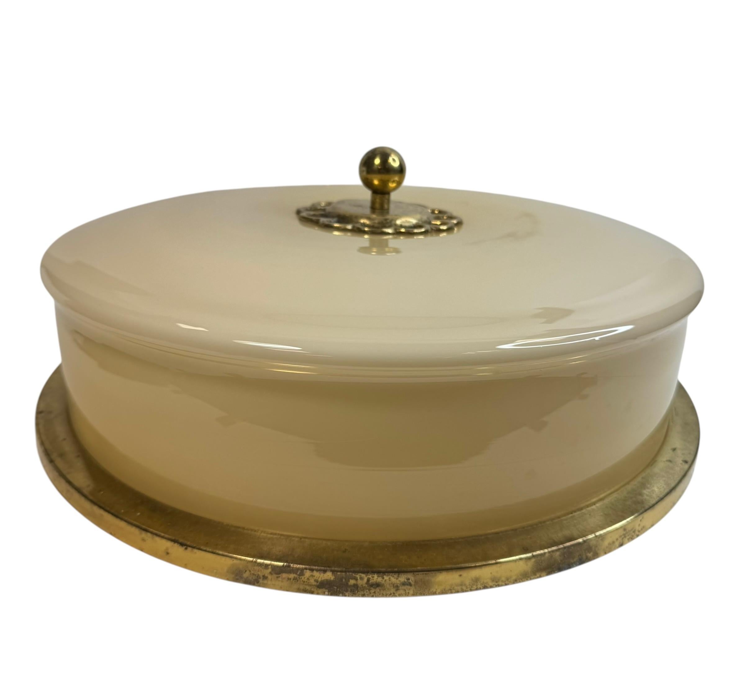 Tedesco originale 3 luci tedesche Art Deco Flush Mount, anni '20 o più vecchi in vendita