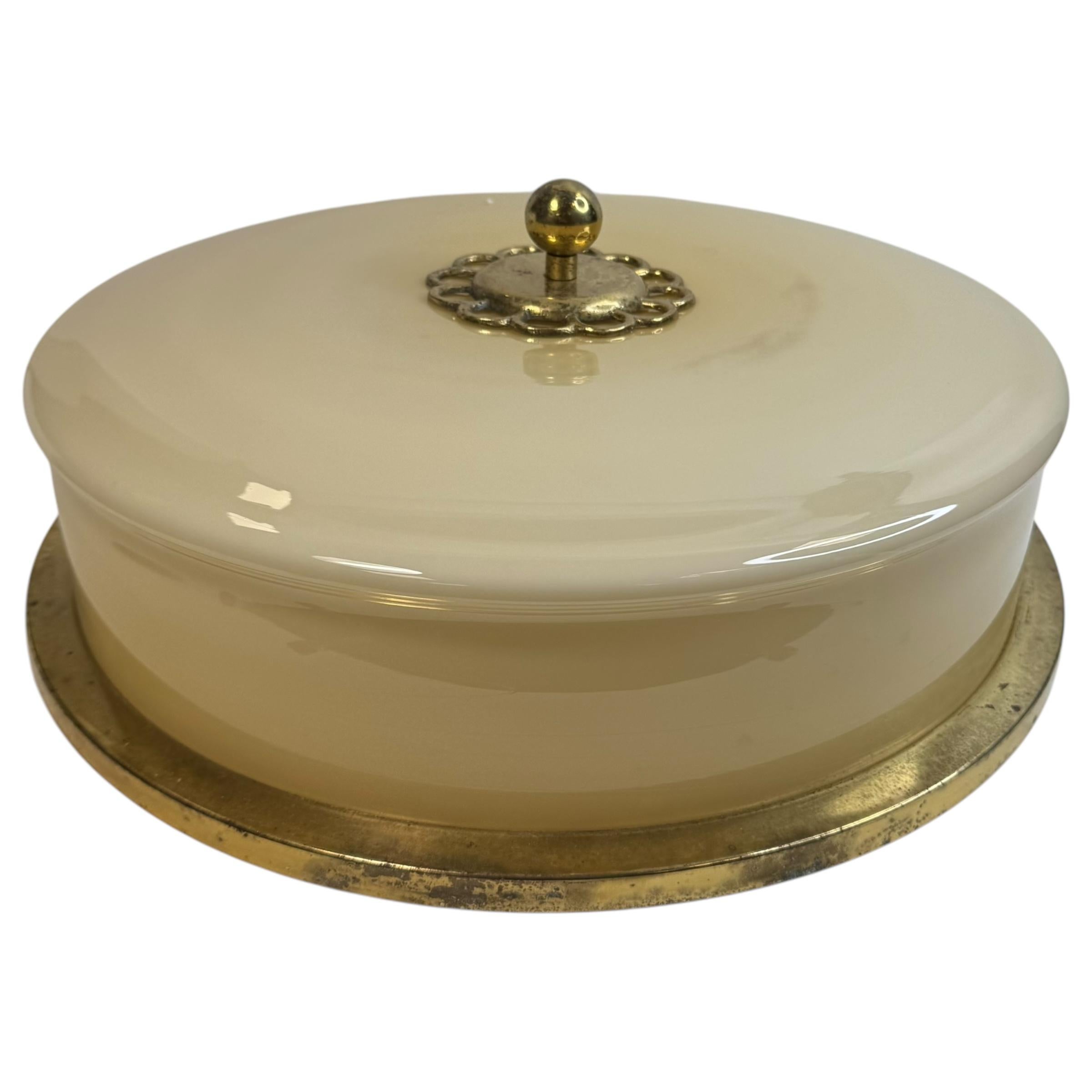 Inizio XX secolo originale 3 luci tedesche Art Deco Flush Mount, anni '20 o più vecchi in vendita