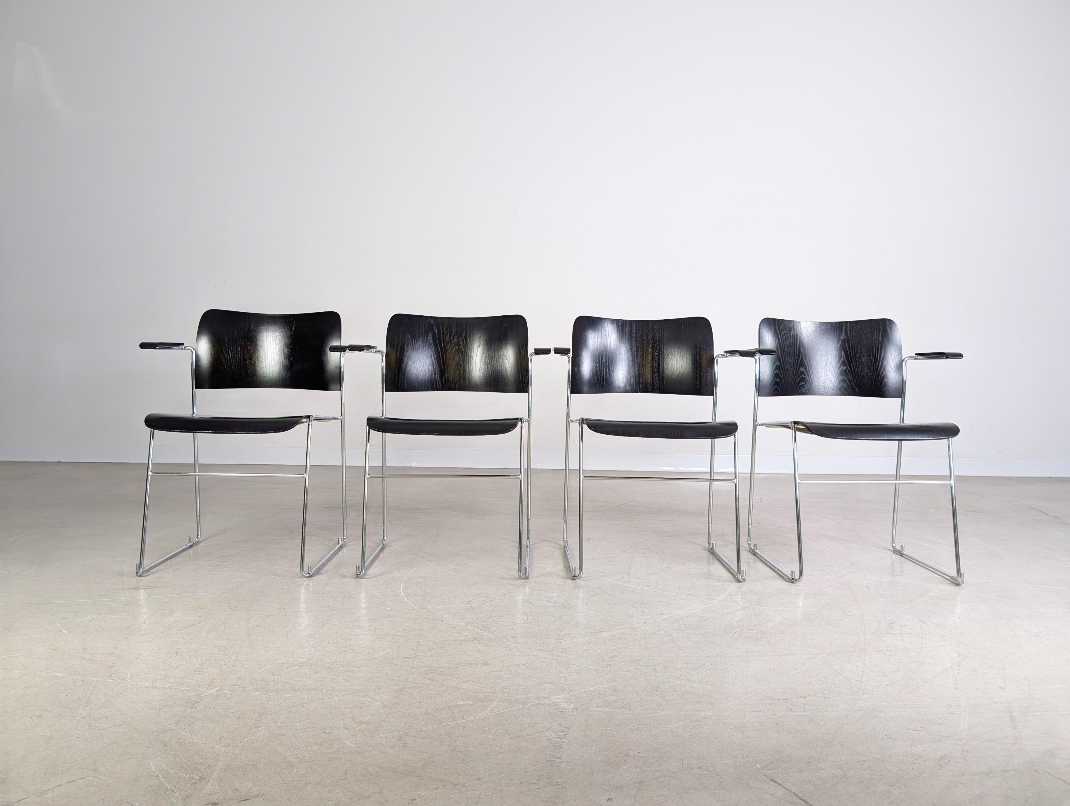 Original 4er Set Howe 40/4 Stuhl David Rowland Midcentury Stapelstuhl For Sale 3