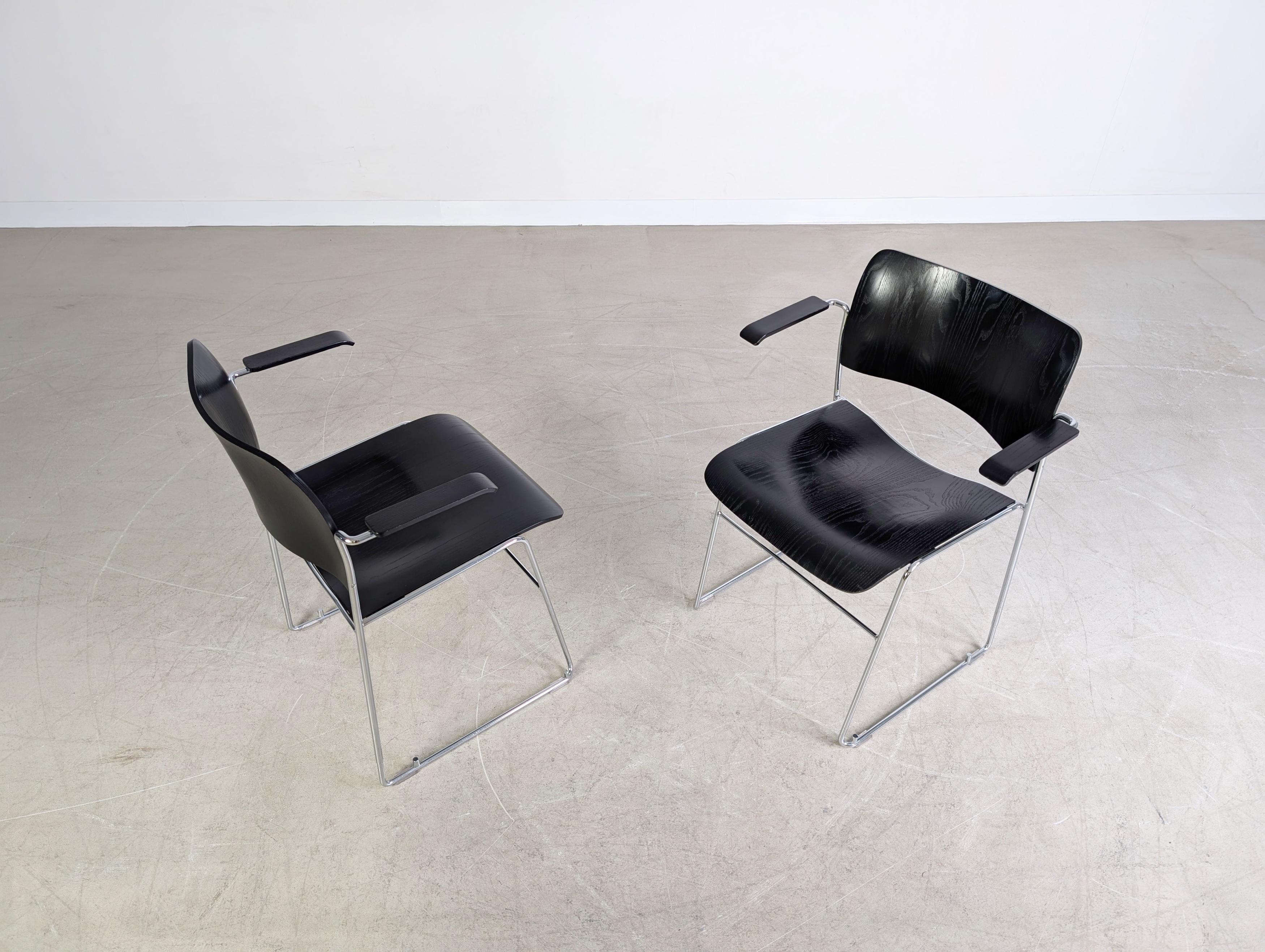 Late 20th Century Original 4er Set Howe 40/4 Stuhl David Rowland Midcentury Stapelstuhl For Sale