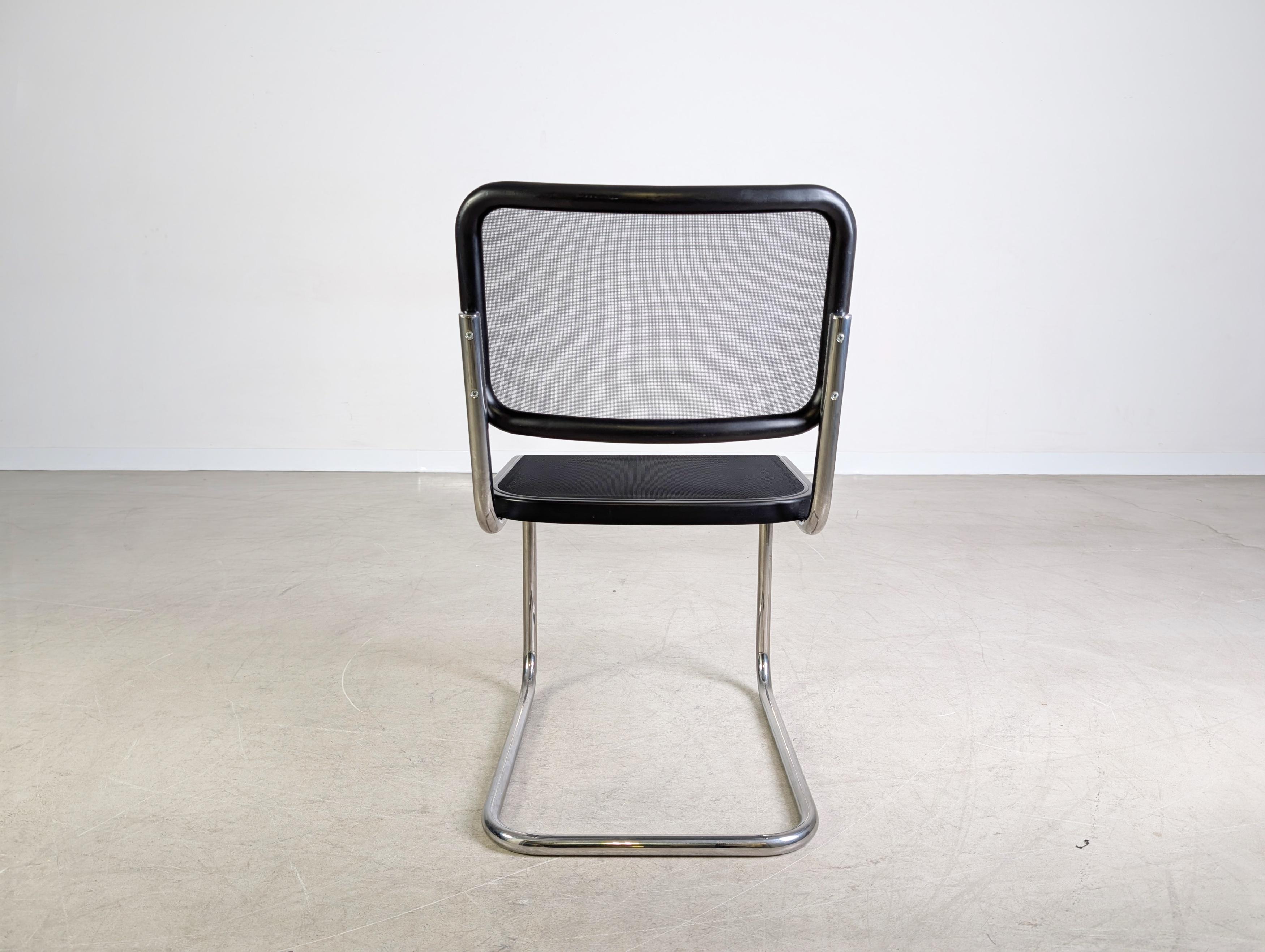 XXIe siècle et contemporain Original 4er Set Thonet Stuhl S32N Netz Mesh Design Freischwinger en vente