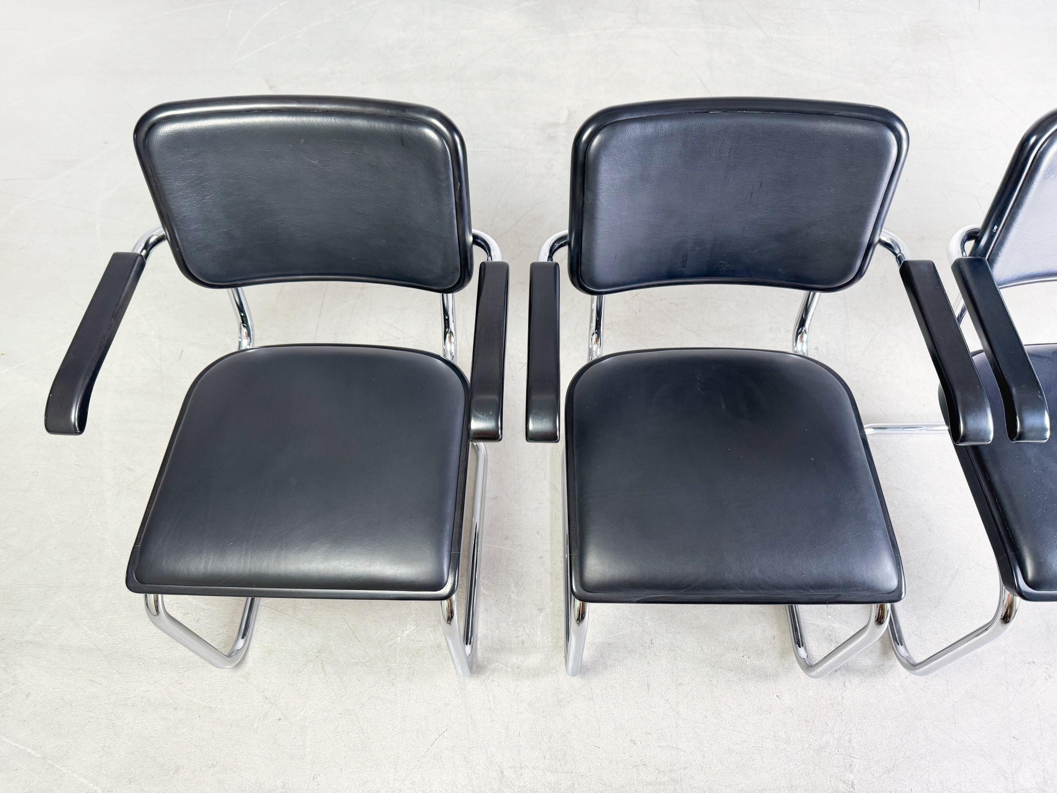 Original 4er Set Thonet Stühle S64 Leder schwarz Marcel Breuer In Good Condition In Berlin, DE