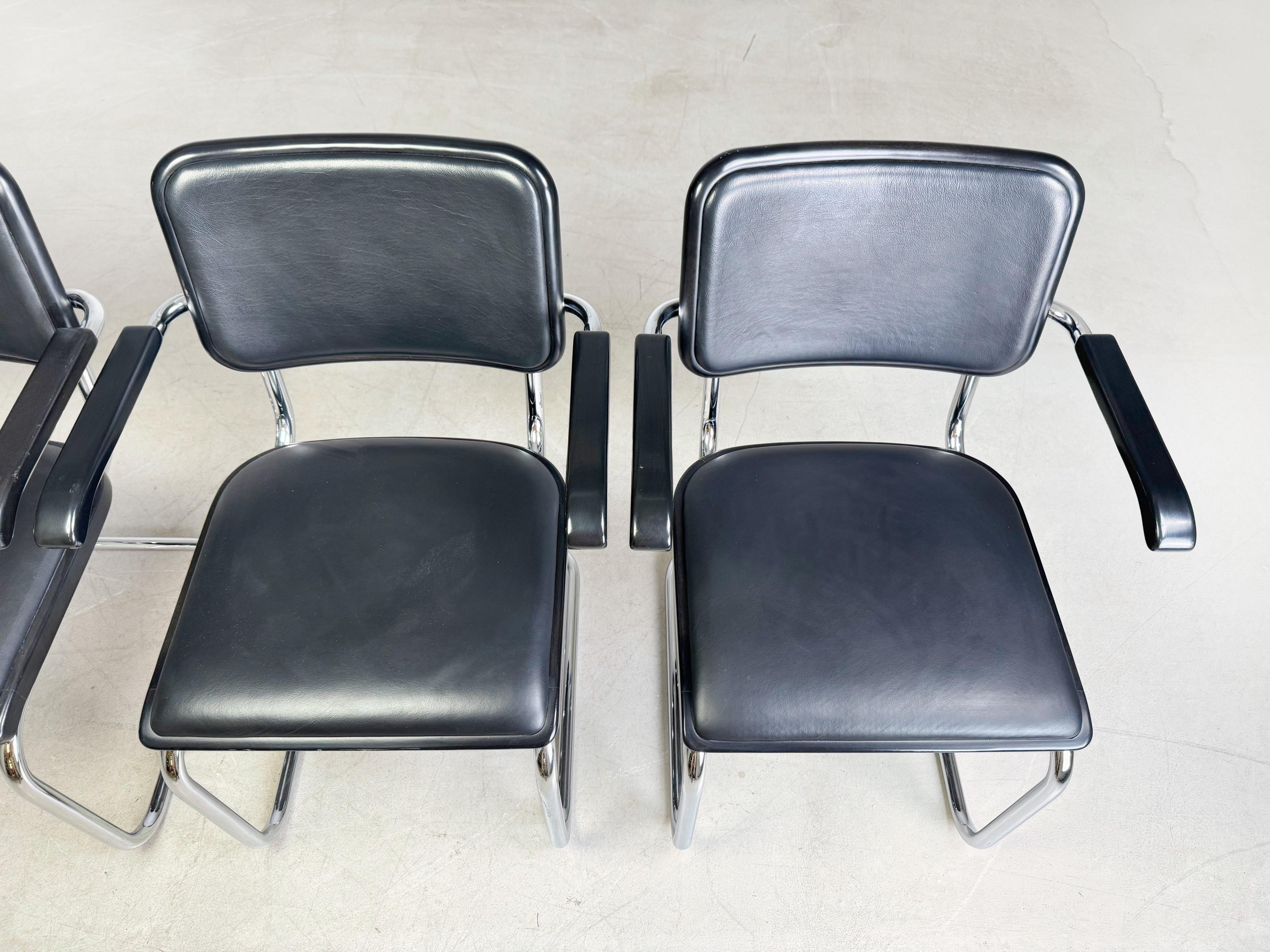 Contemporary Original 4er Set Thonet Stühle S64 Leder schwarz Marcel Breuer