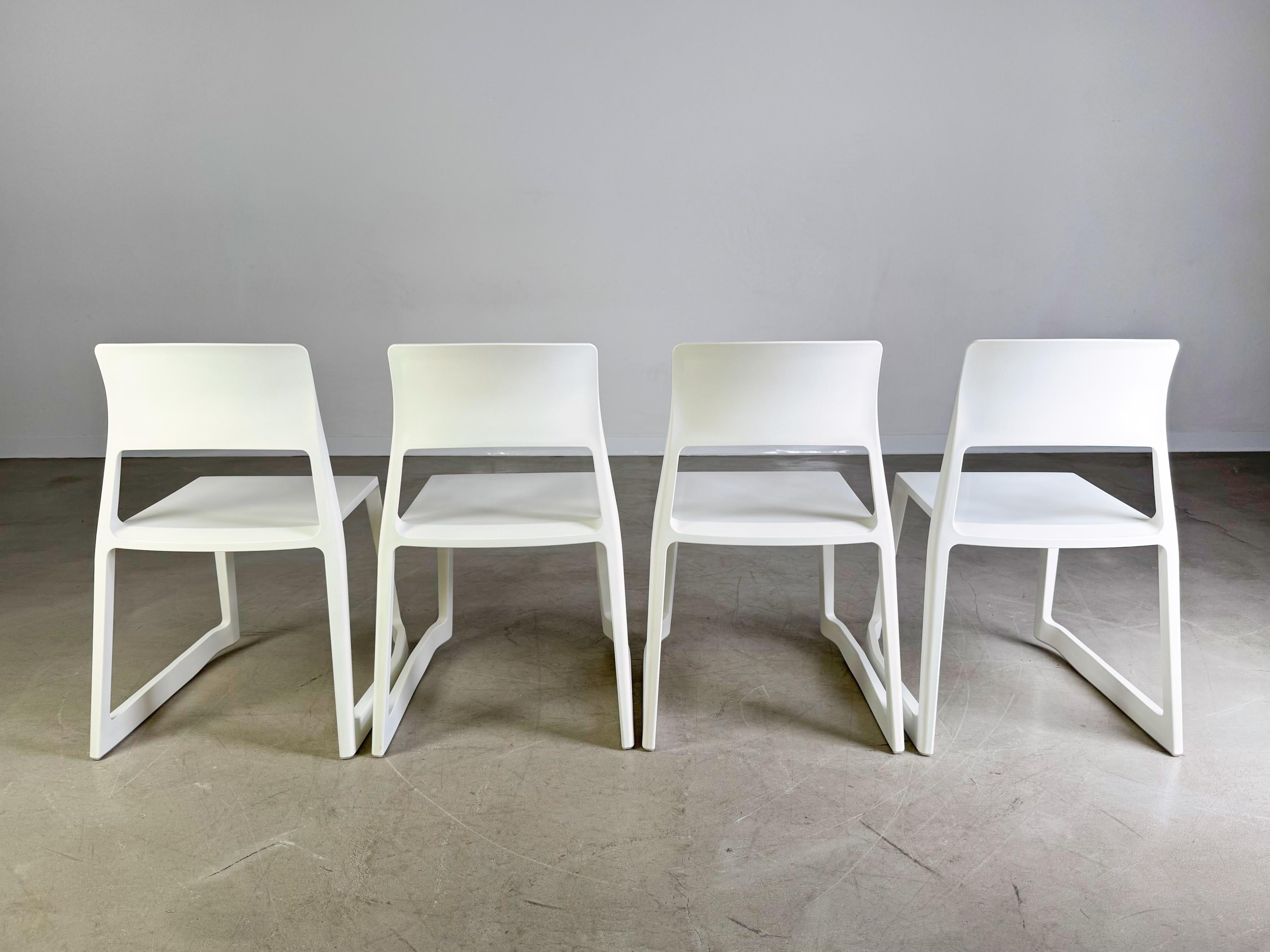 Original 4er-Set Vitra Tip Ton Stuhl Edward Barber Jay Osgerby II im Zustand „Hervorragend“ im Angebot in Berlin, DE