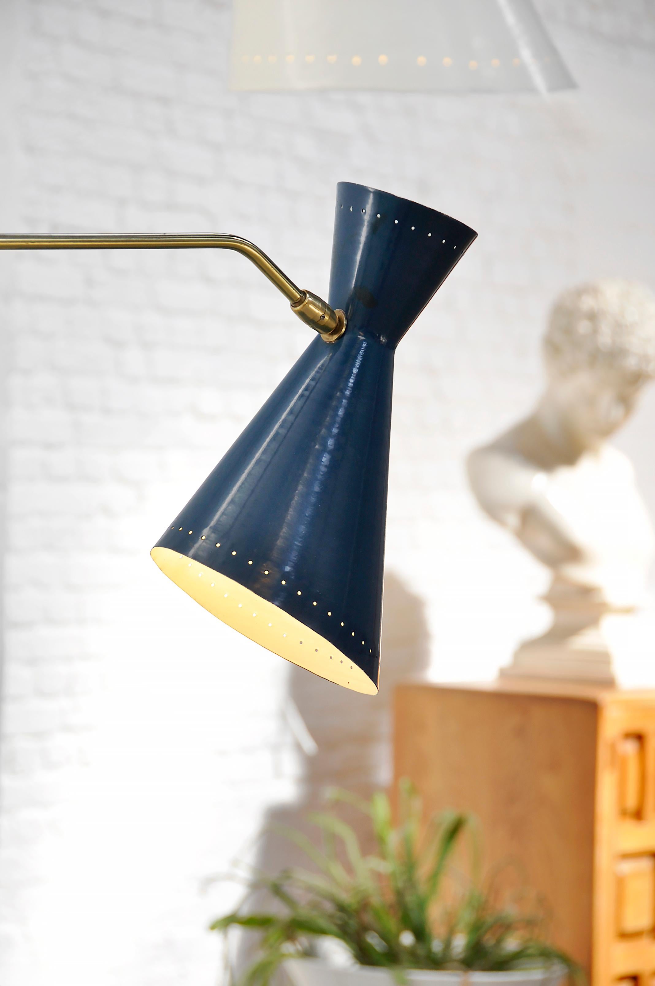 Original 50's Italian Tricolor Counterweight “Diabolo” Floor Lamp For Sale 2