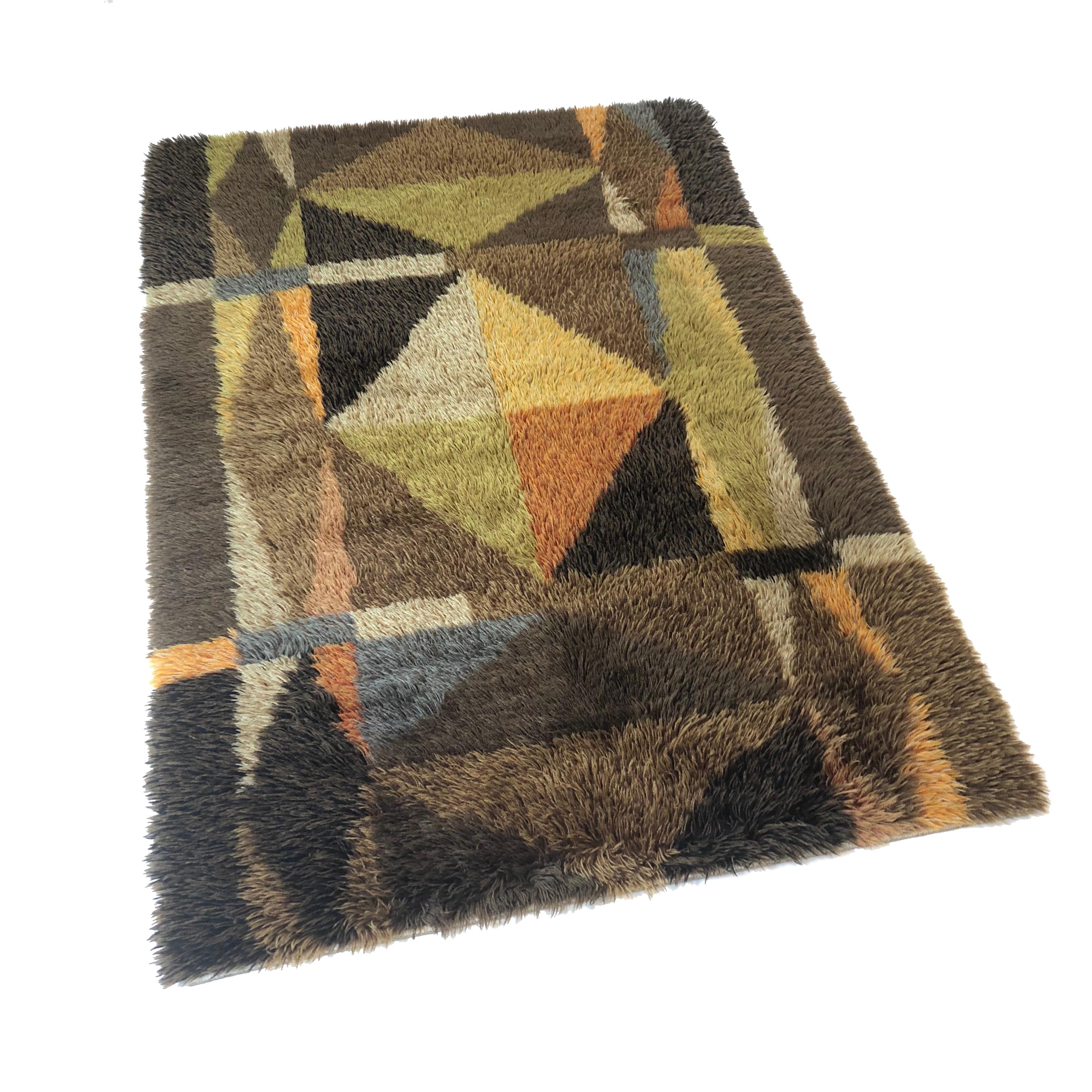 Mid-Century Modern Original Abstract Scandinavian High Pile Abstract Rya Rug Carpet, Sweden, 1960s